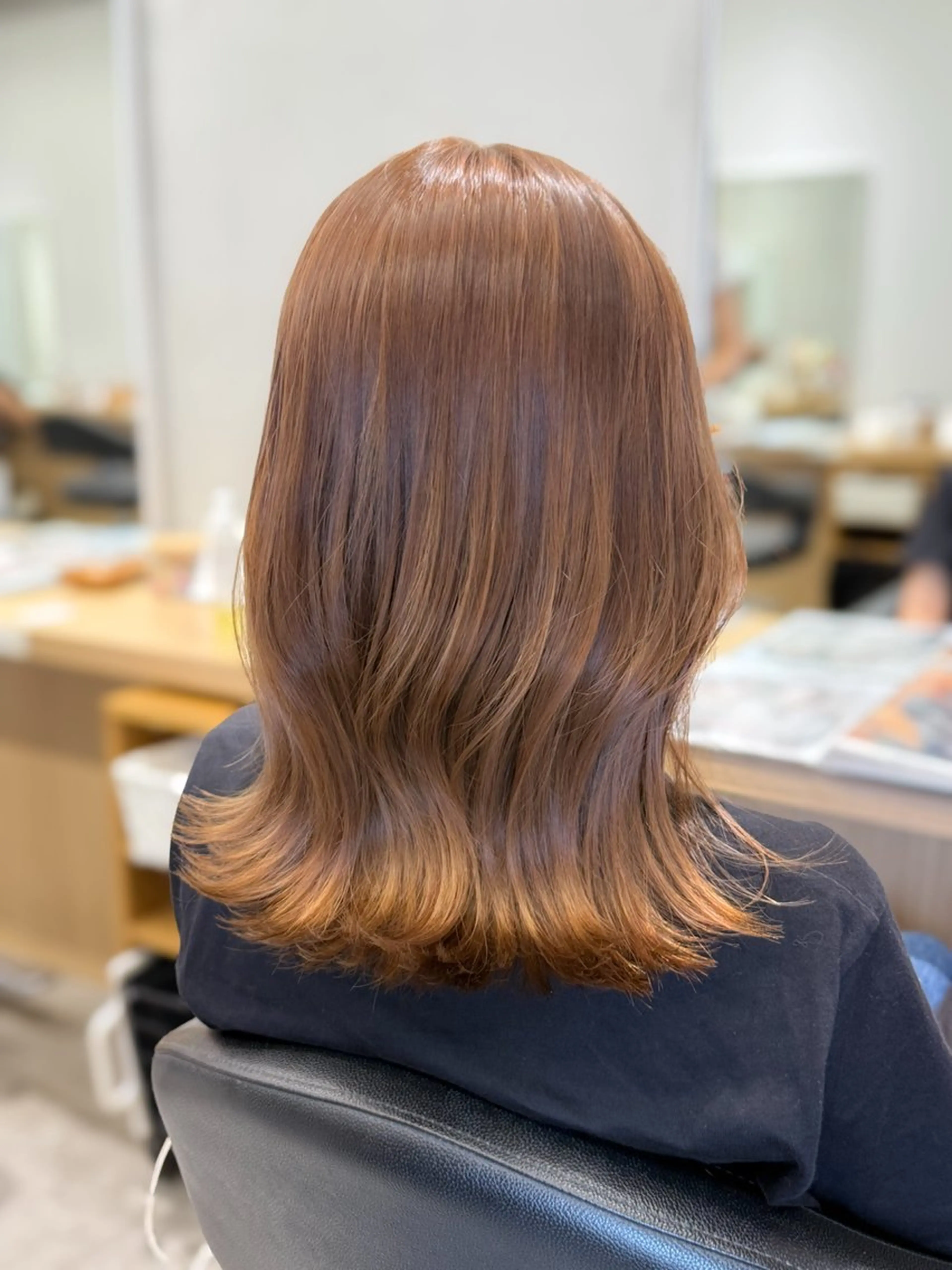 ミディアム カラー ベージュカラー ブリーチ ブリーチなしカラー カット ヘアカラー トリートメント 巻ける髪質改善🫧ハ イライト/永田汰伊智のヘアスタイル
