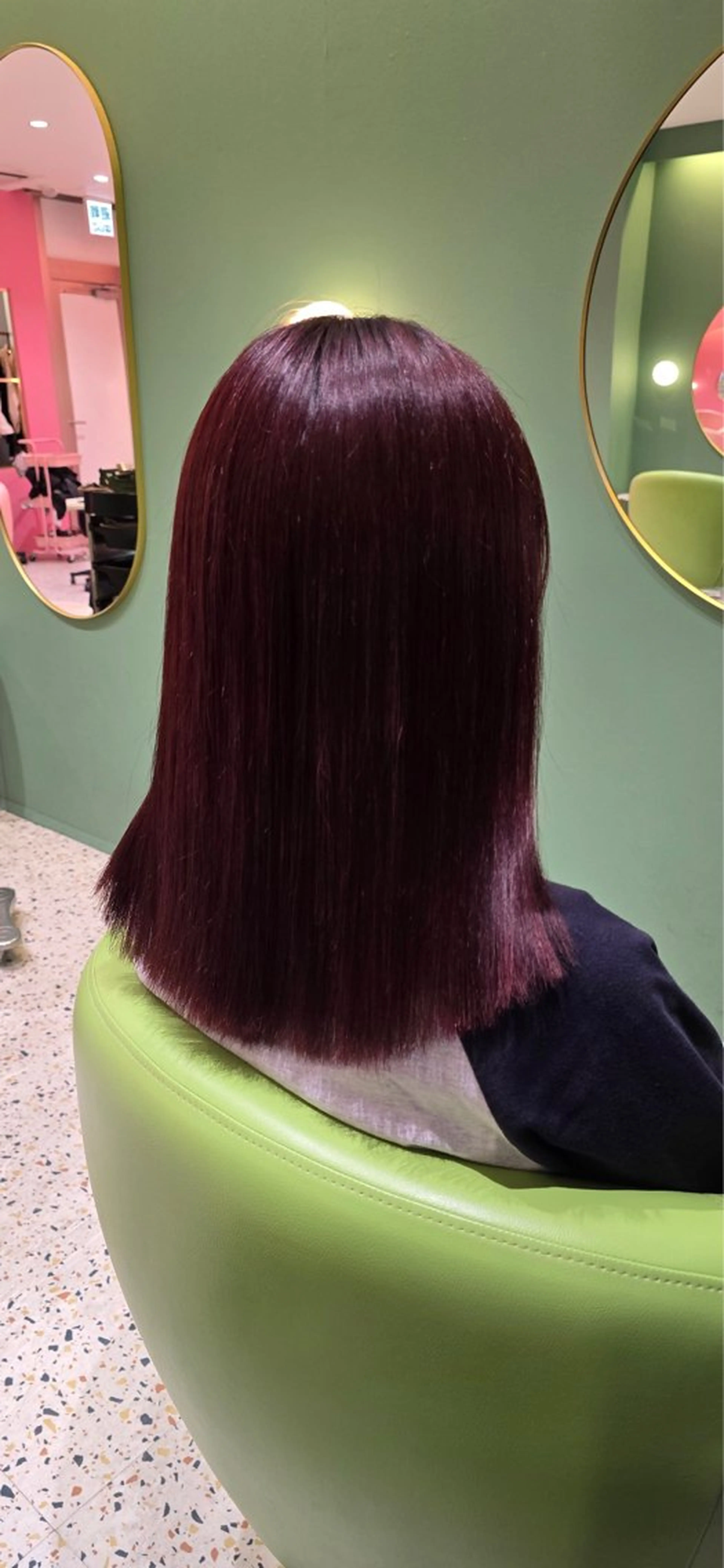 セミロング カラー レッドカラー ヘアカラー トリートメント 透明感カラー/艶髪/ エクステ/HIROのヘアスタイル
