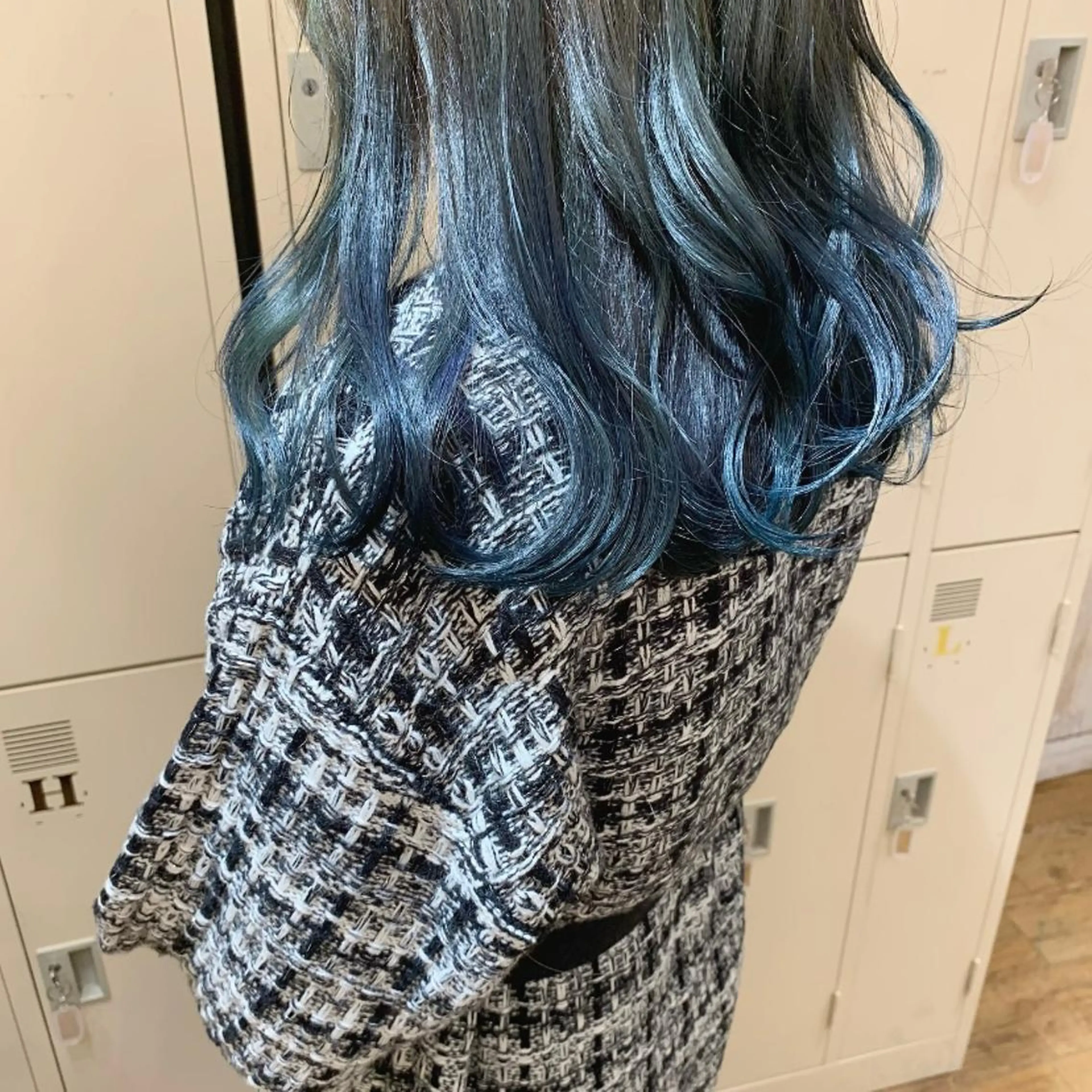 セミロング カラー ヘアアレンジ 代表🎀 ふわモテ愛 され髪🩷yumiのヘアスタイル