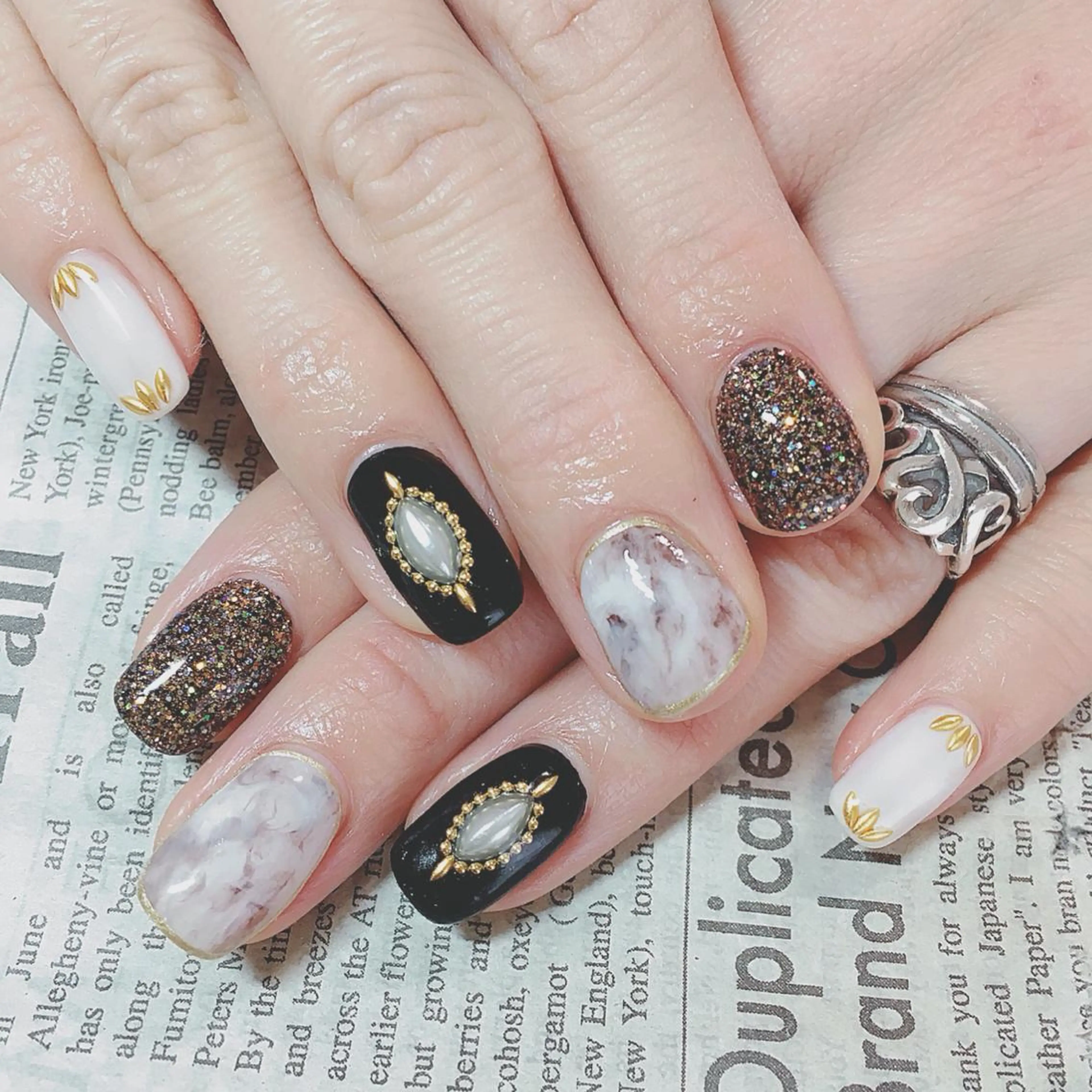 ネイル ハンドネイル ハンドケア 森山 舞のネイルデザイン