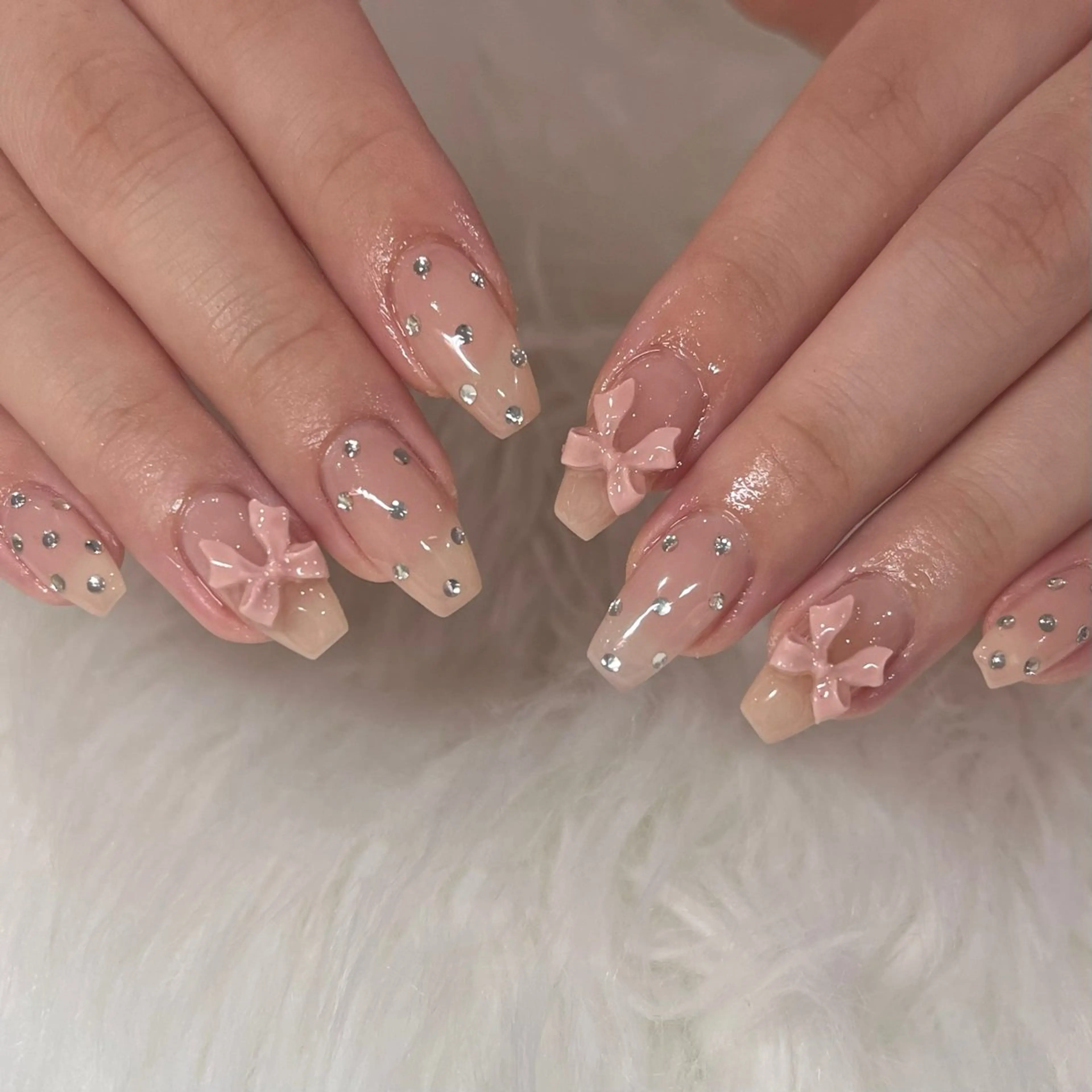 ネイル ハンドネイル 透明感ネイル ｜mahiru.のネイルデザイン