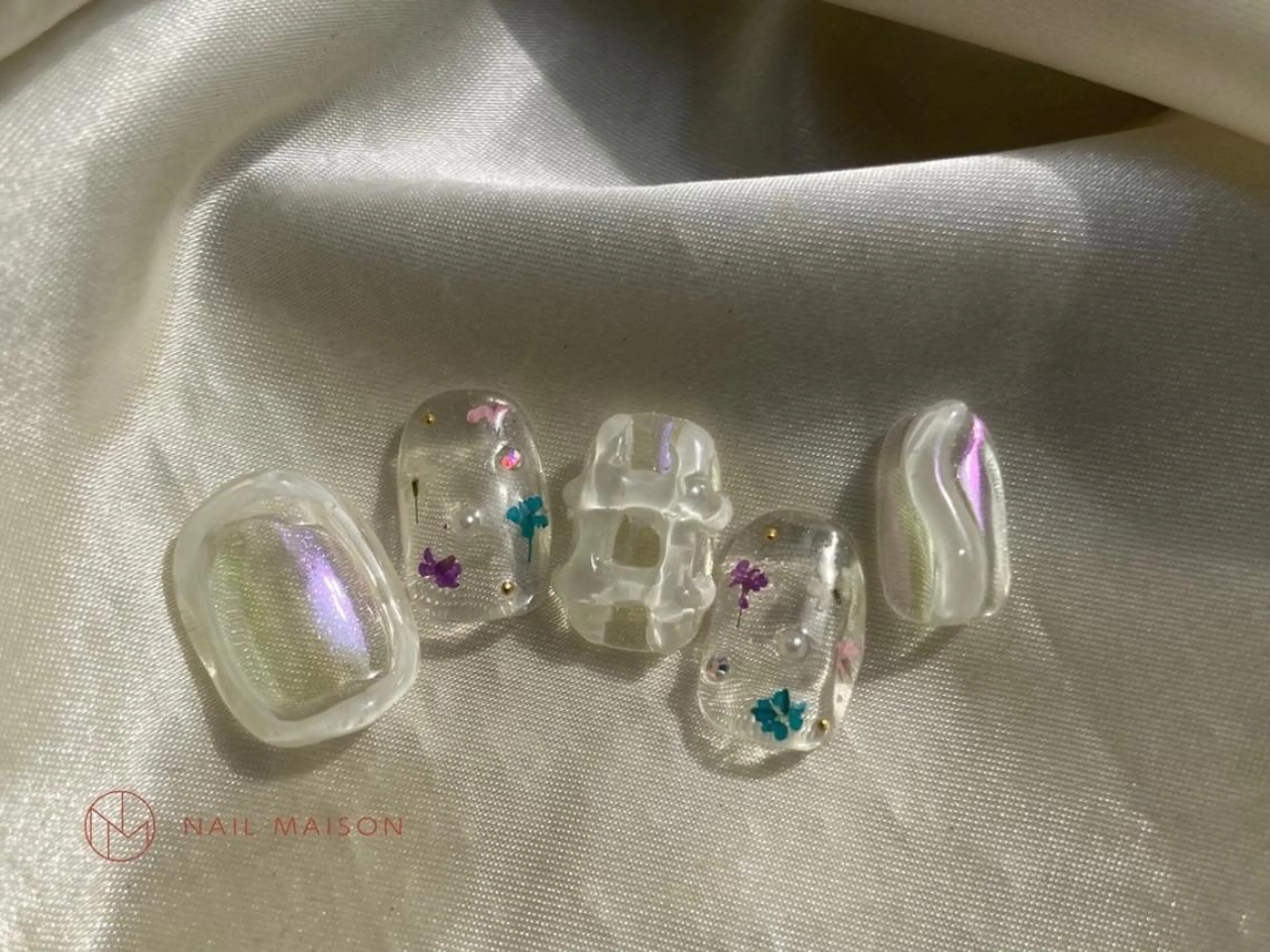 ネイル クリアネイル T RIRIKAのネイルデザイン