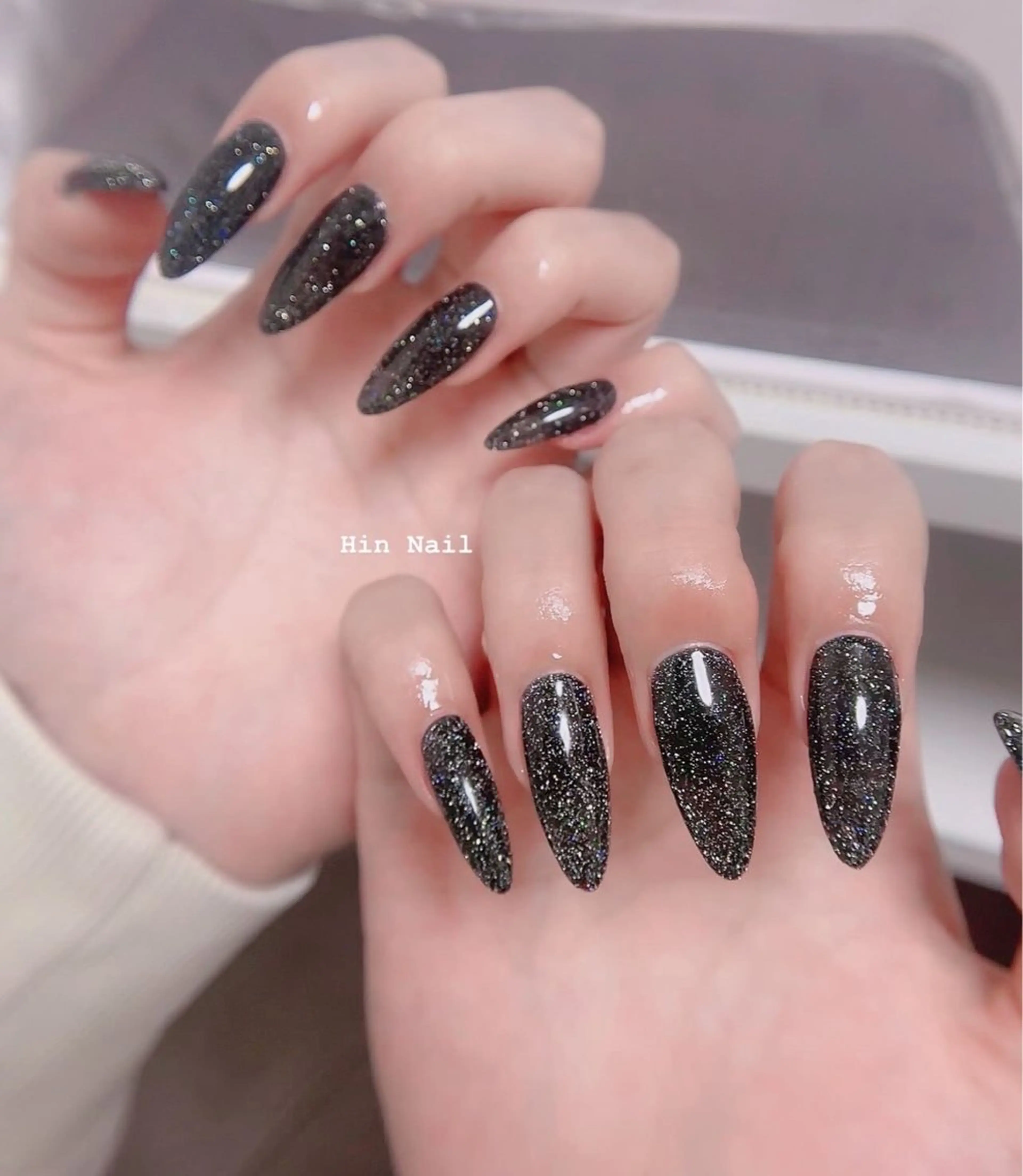 ネイル ハンドネイル Hin Nailsのネイルデザイン