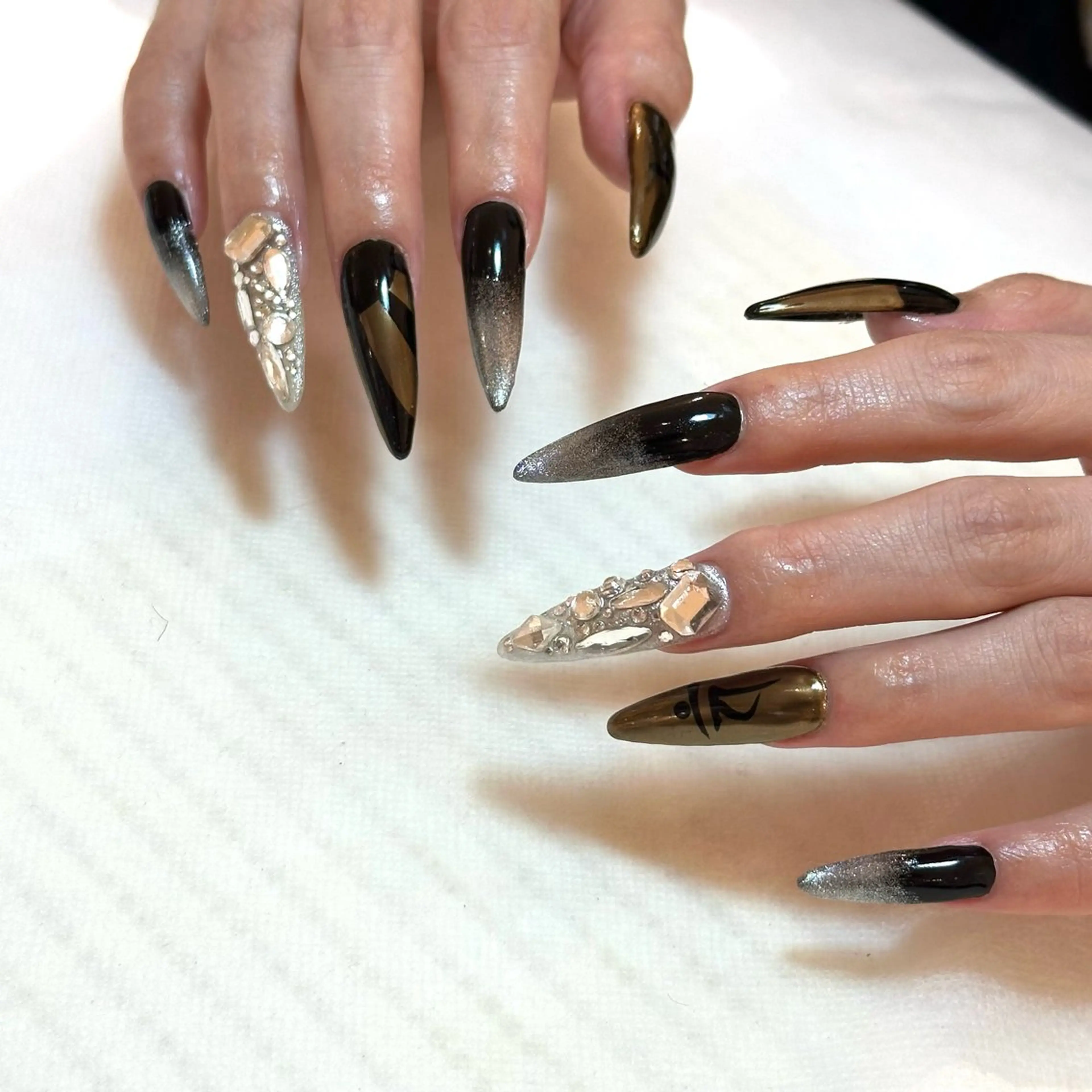 ネイル joliesse【ジョリエス】所属・JOLIESSE Ayumiのネイルデザイン