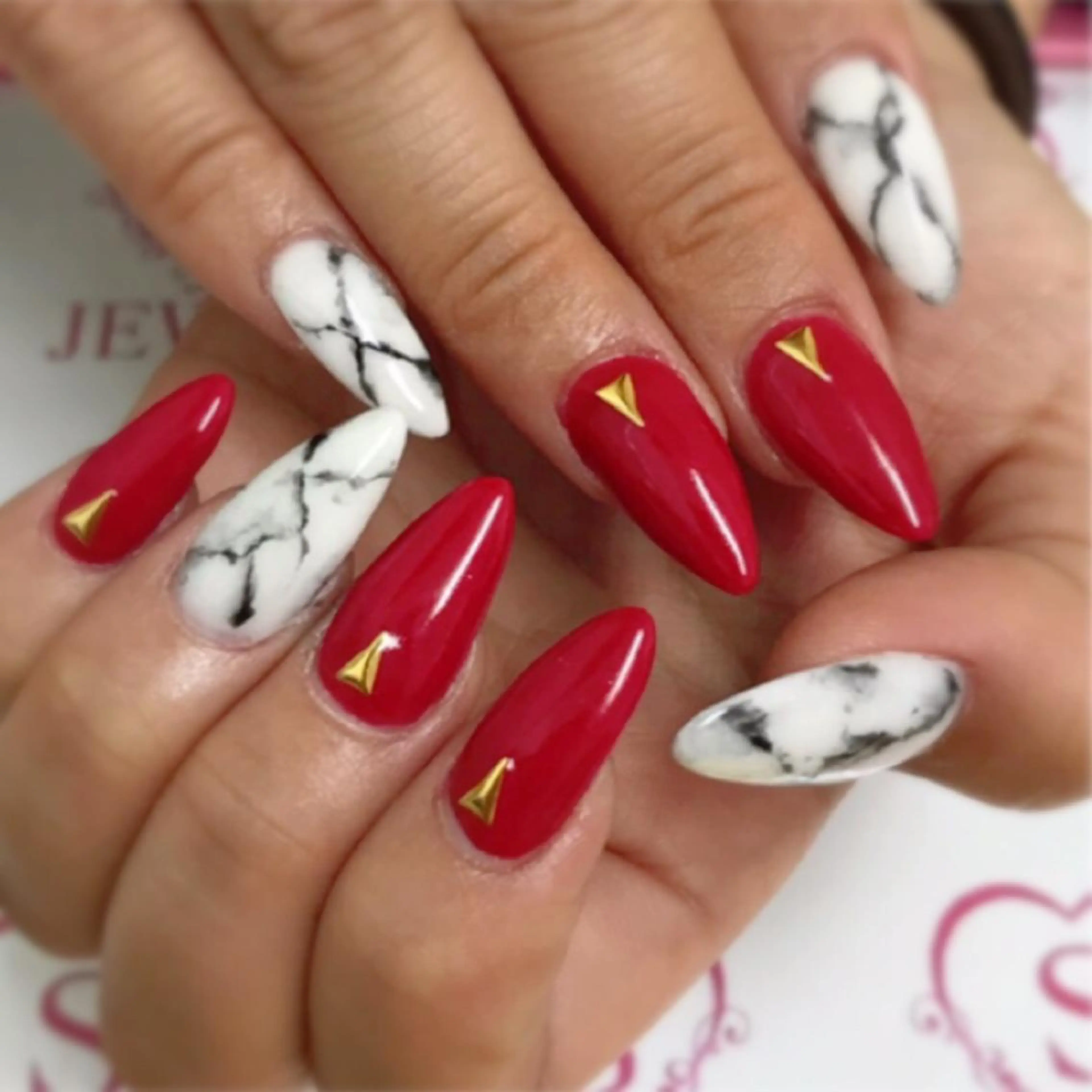 ネイル スカルプネイル S. JEWELのネイルデザイン
