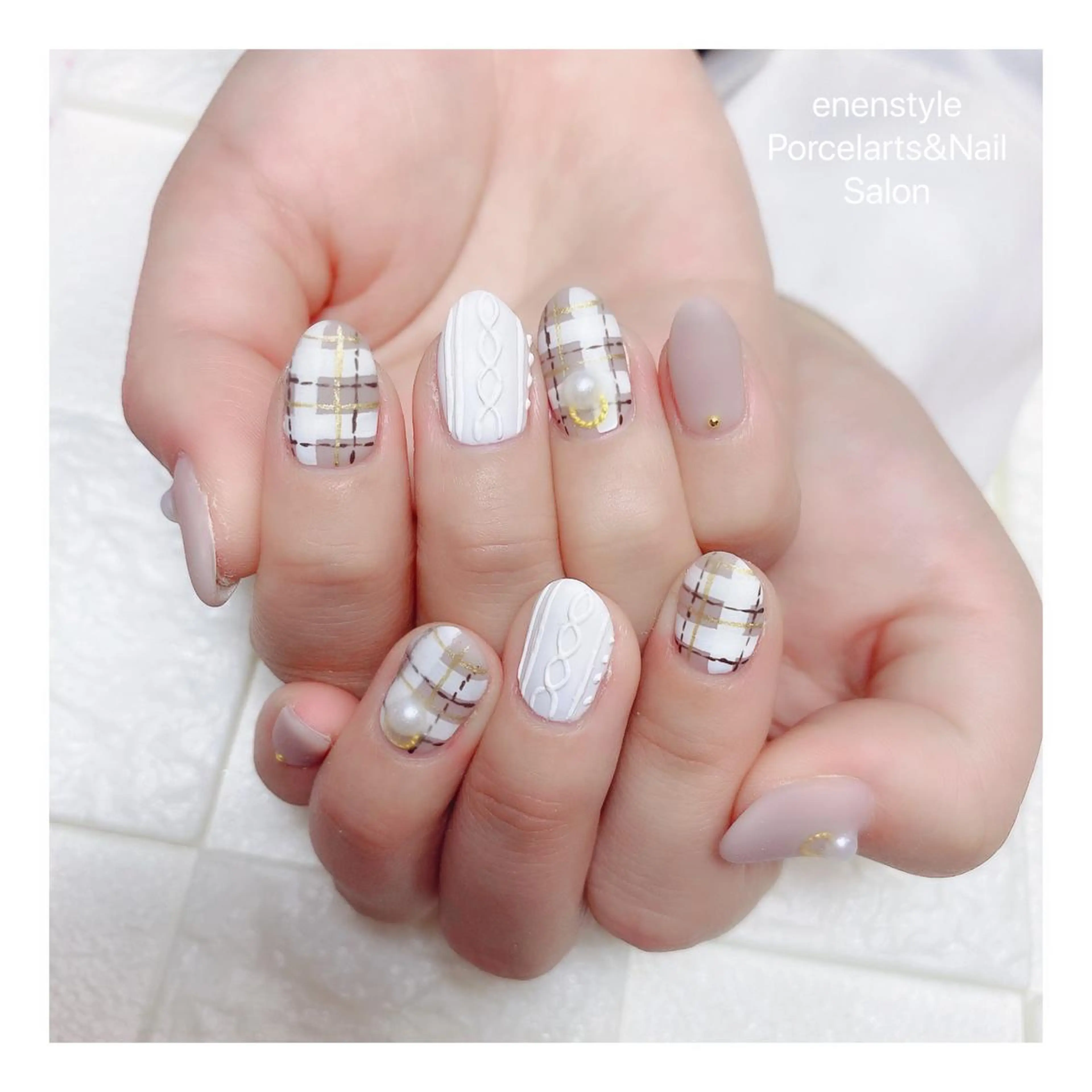 ミディアム ネイル ハンドネイル 👑enen style👑のネイルデザイン