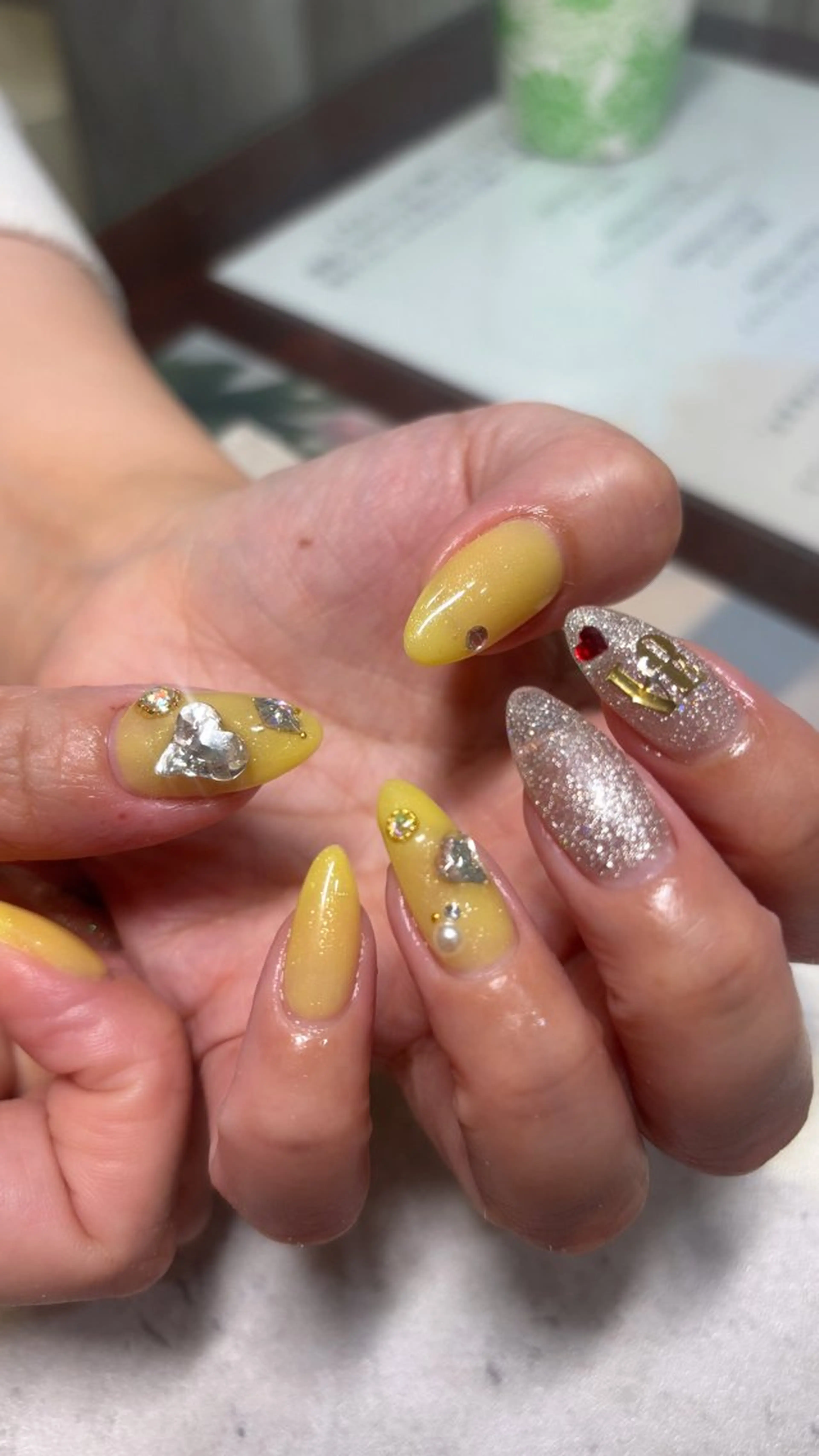 ネイル ハンドネイル Lico Ryoのネイルデザイン