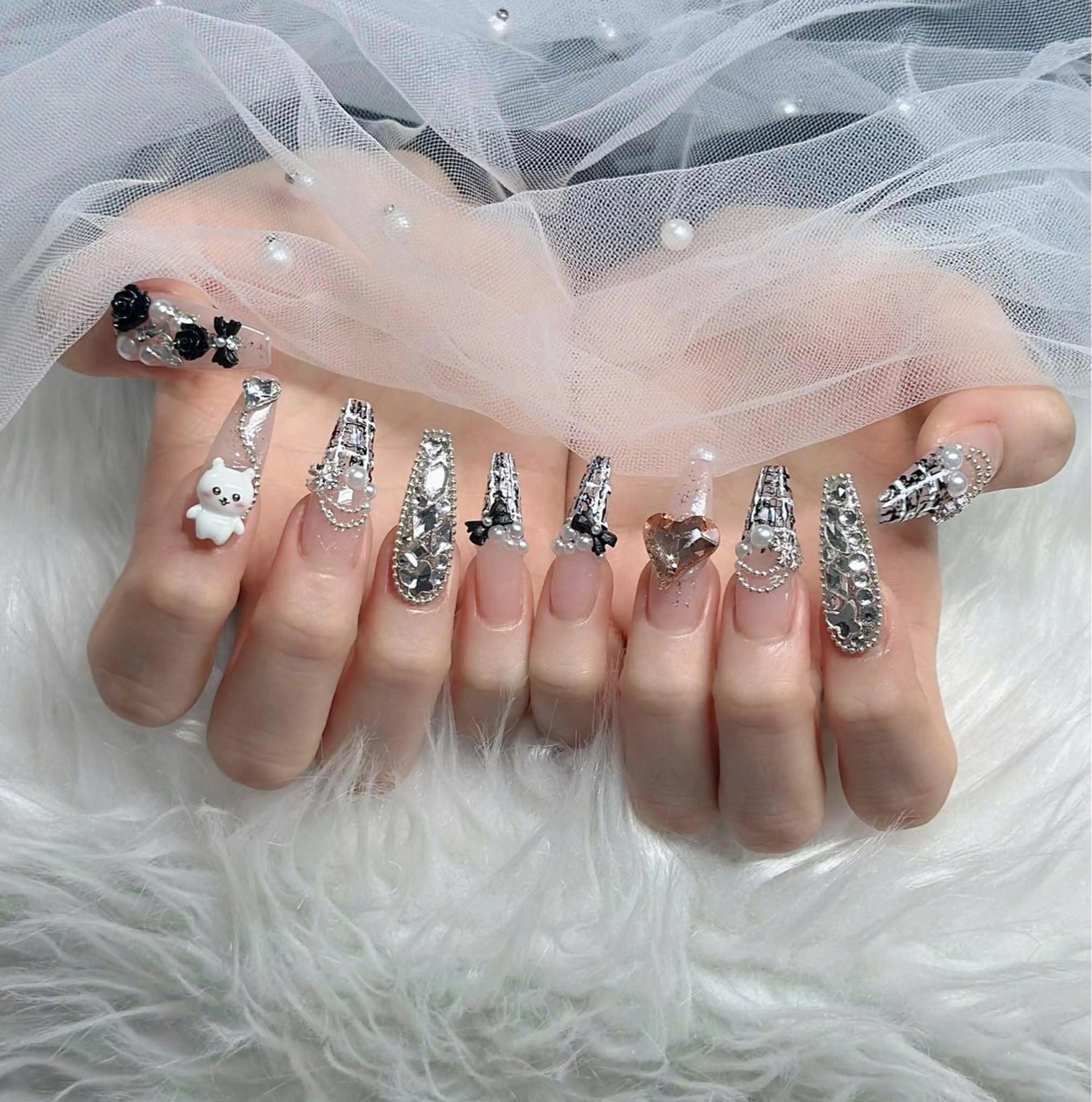 ネイル フレンチネイル ジェルネイル ハロウィン 韓国ネイル マグネットネイル ハンドネイル Hbaby nailのネイルデザイン