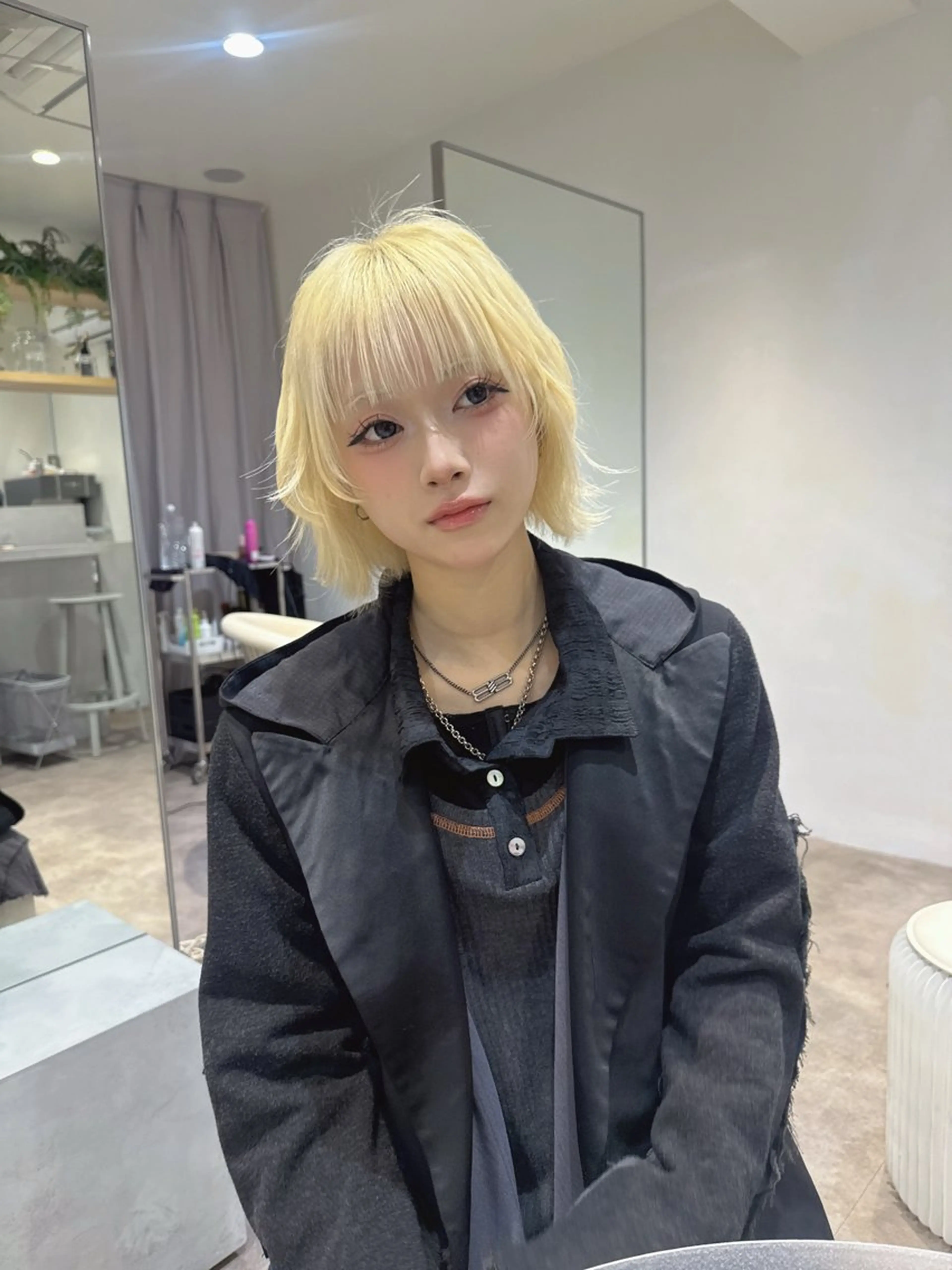 ショート カラー ブリーチ ブロンド ケアブリーチ 透明感カラー ハイトーンカラー カット ヘアカラー 💎透明感カラー特化 💎TAISEIのヘアスタイル