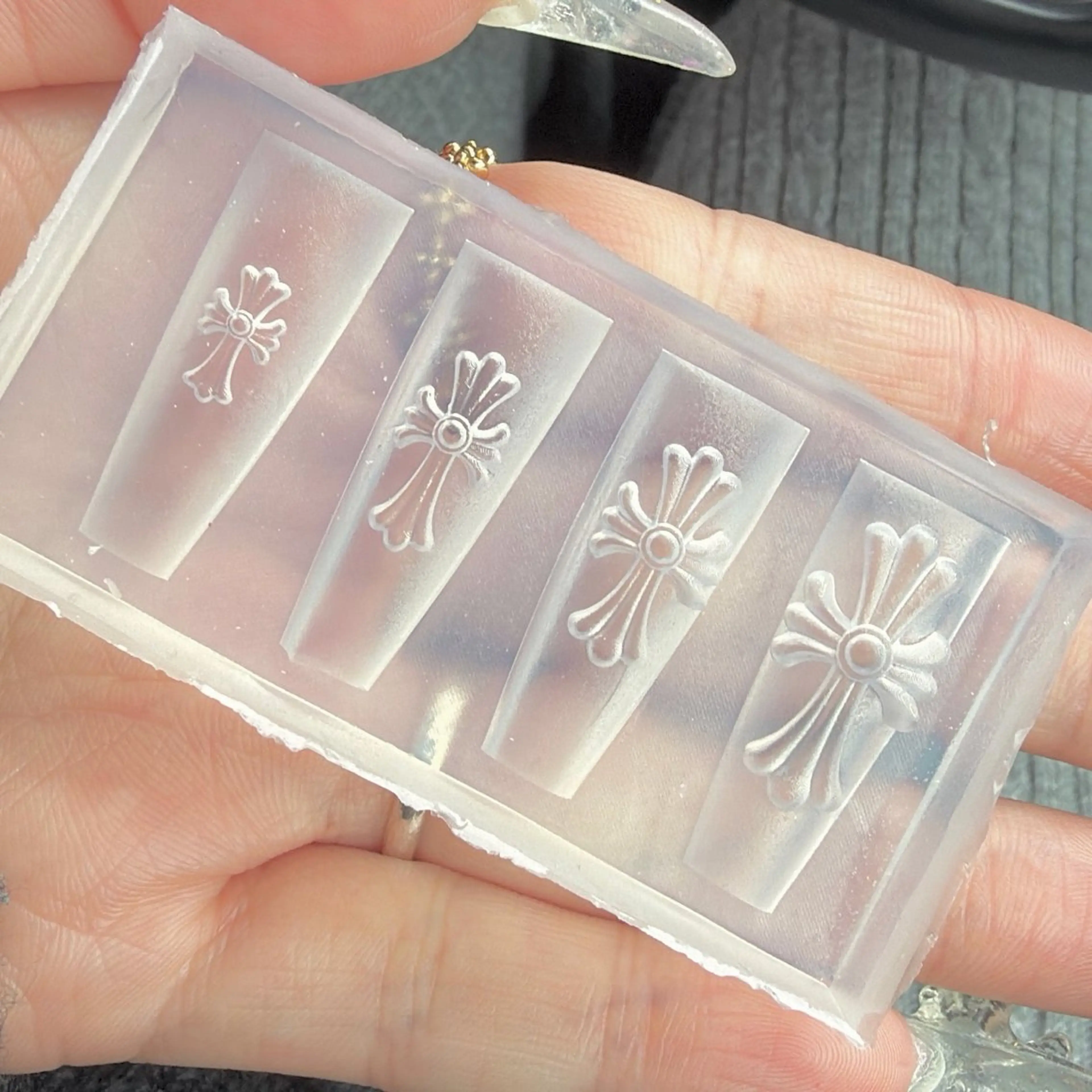 ネイル Miki 本町駅｜💅‎🤍のネイルデザイン