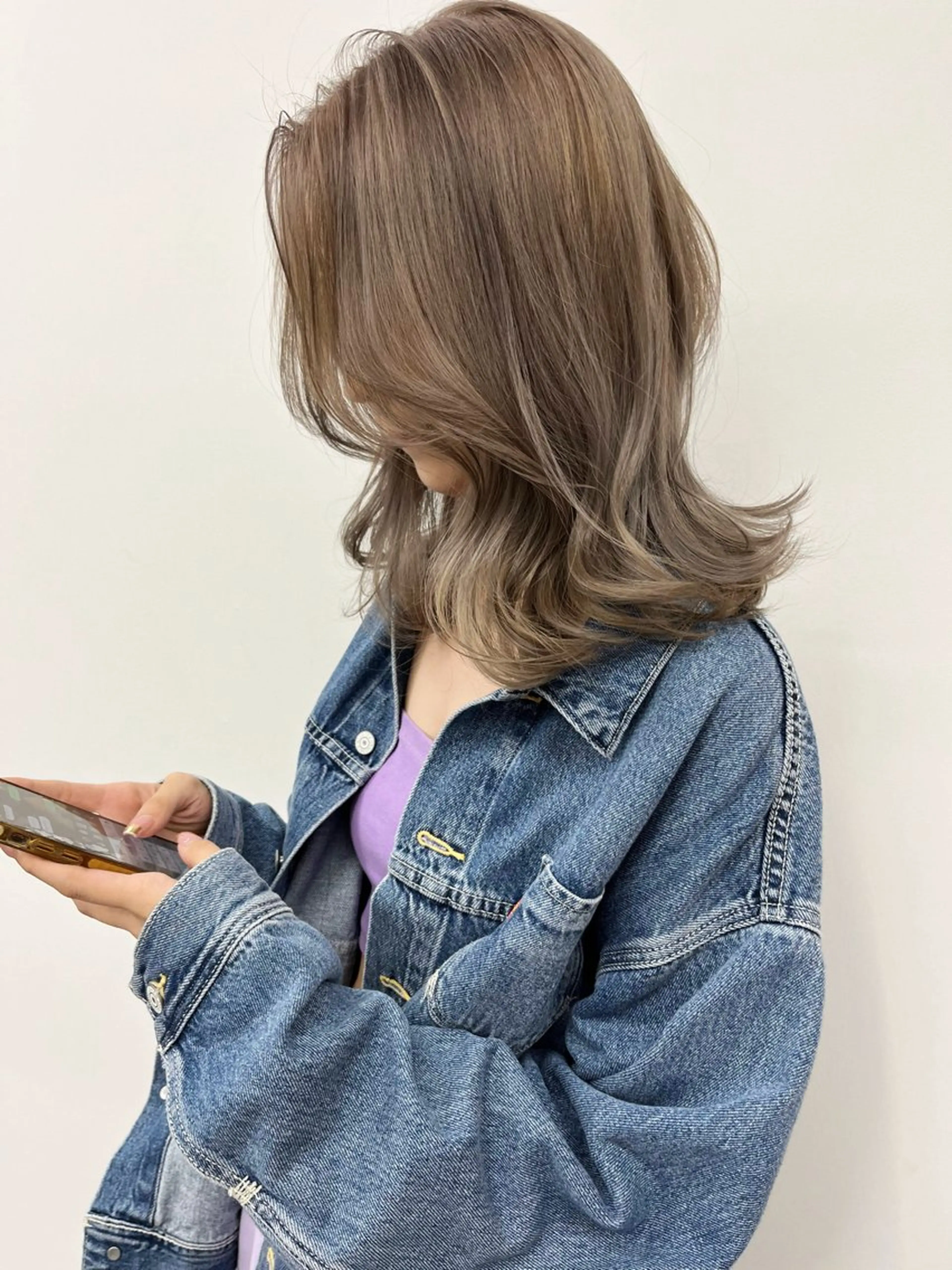 ミディアム カラー ヘアカラー fuuka/ブリーチ /レイヤーカットのヘアスタイル