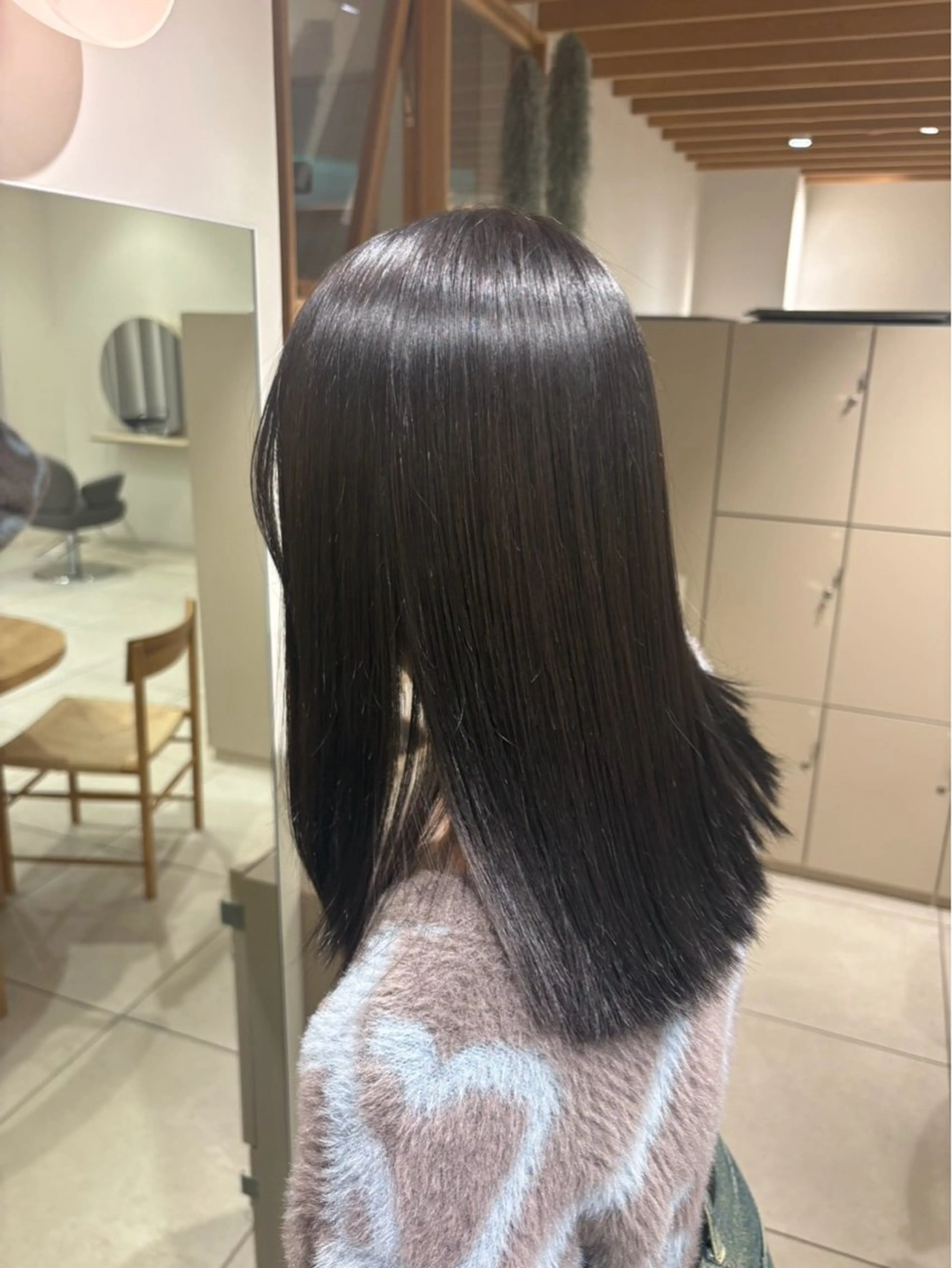 ミディアム 縮毛矯正 ナイトウ コトのヘアスタイル