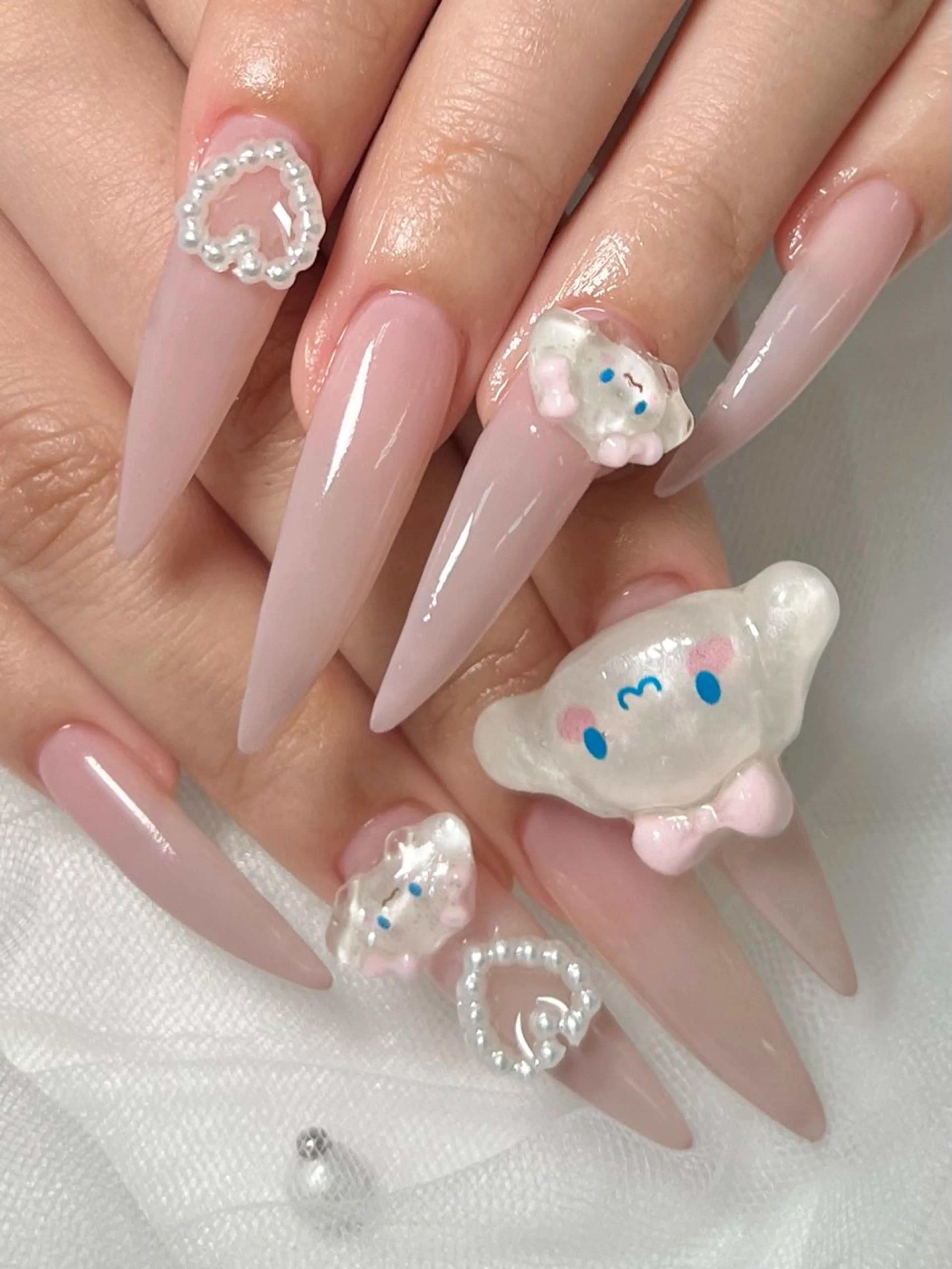 ネイル 韓国ネイル ワンホンネイル ハンドネイル alien girl所属・byul nails ビョルネイルのネイルデザイン