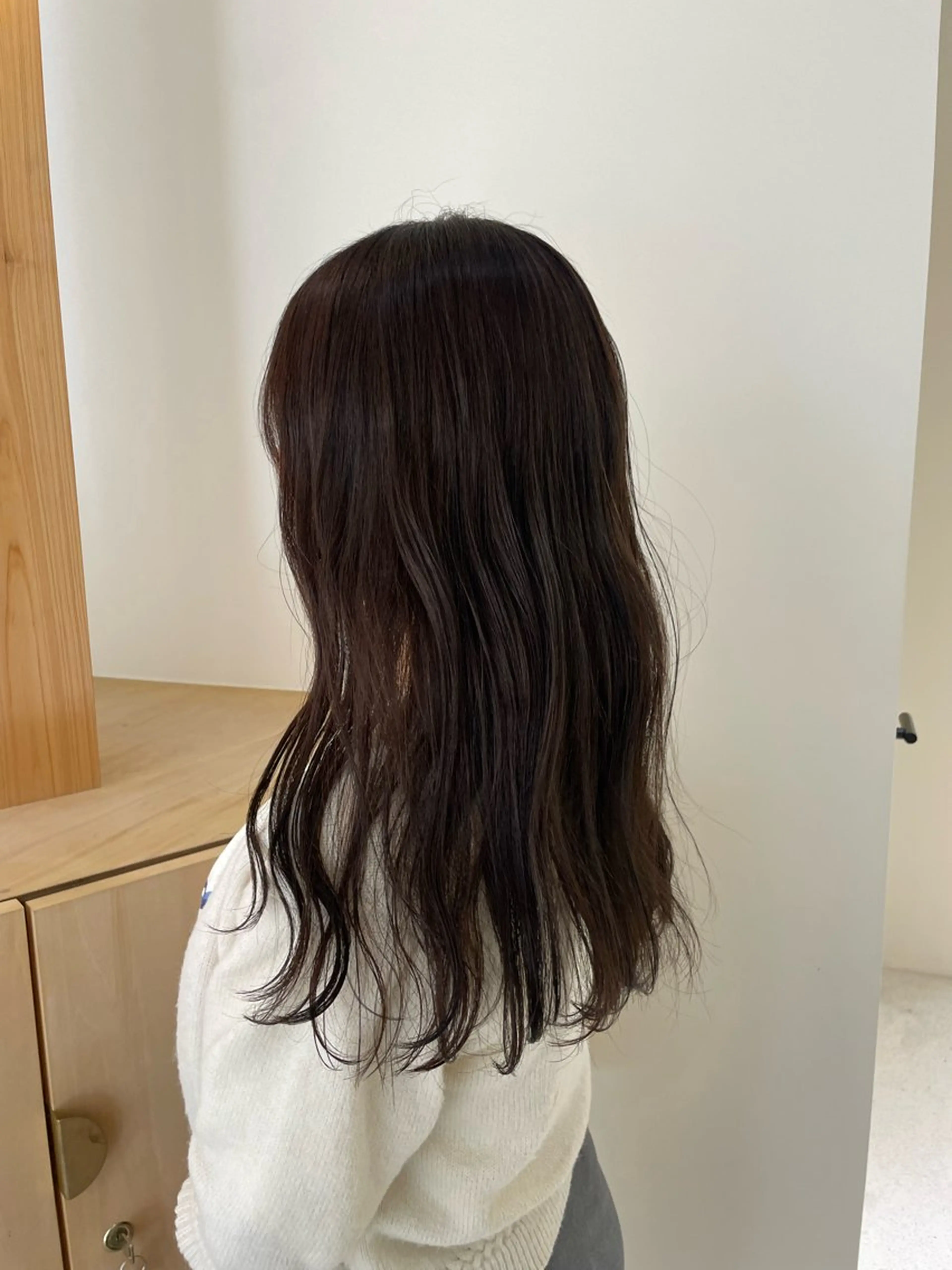 ロング 蓑輪璃央 ミディアムレイヤーのヘアスタイル