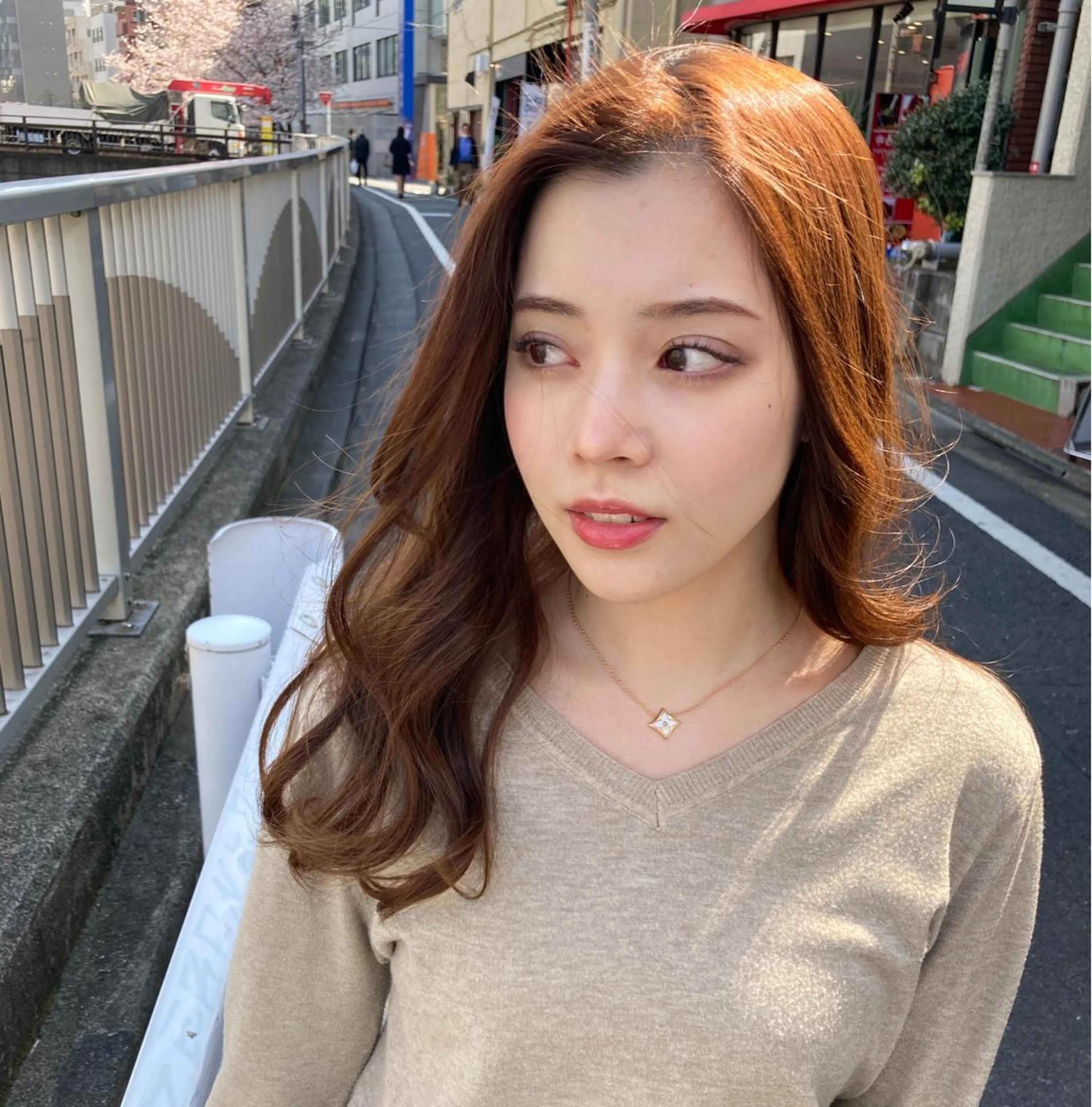 ロング くびれヘア ロング 新井 広樹のヘアスタイル