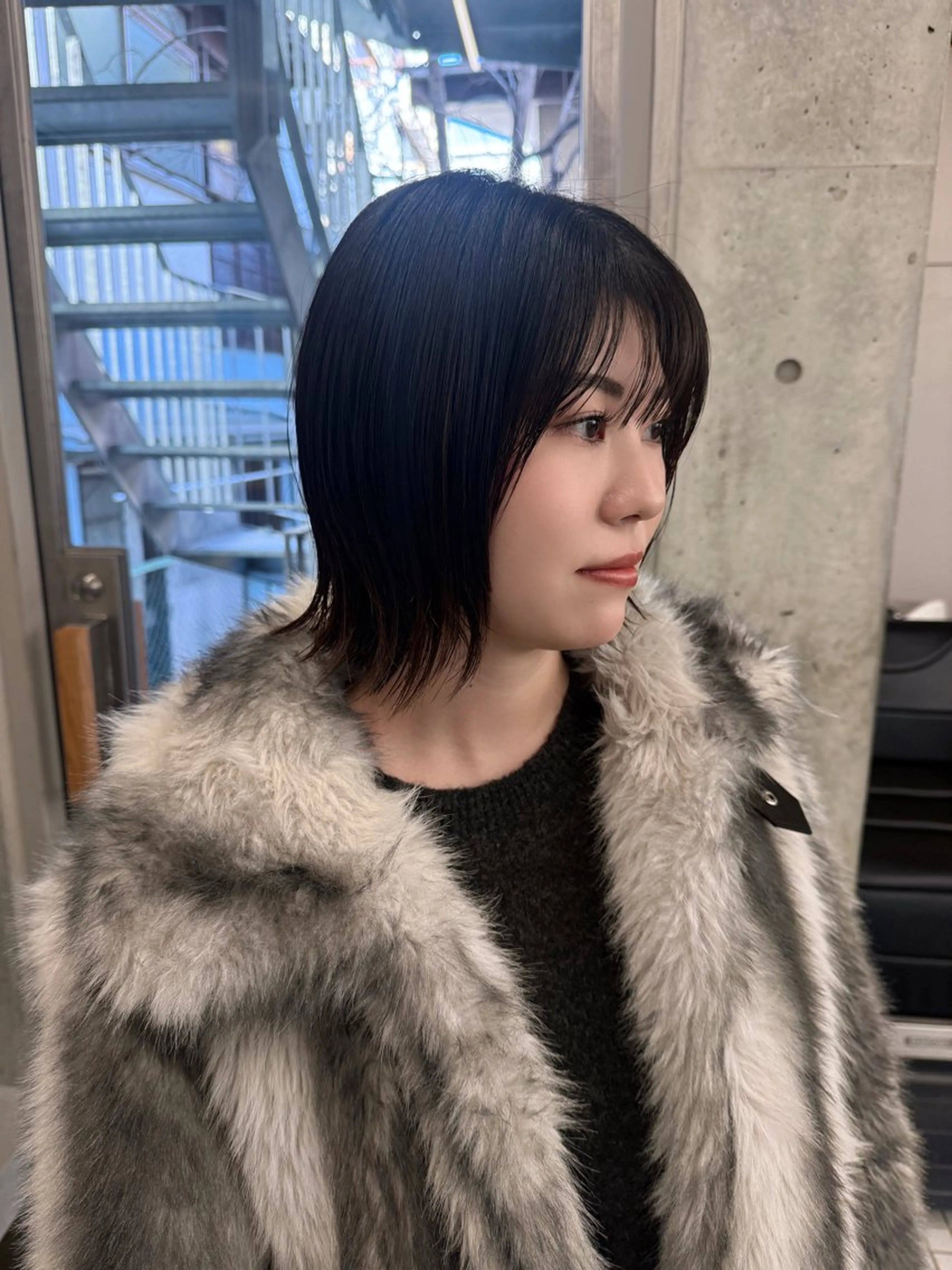 ミディアム ミディアムレイヤー アッシュ ボブ 顔周りカット レイヤーカット カット 誰より丁寧なカット/ 小林輝/レイヤーのヘアスタイル
