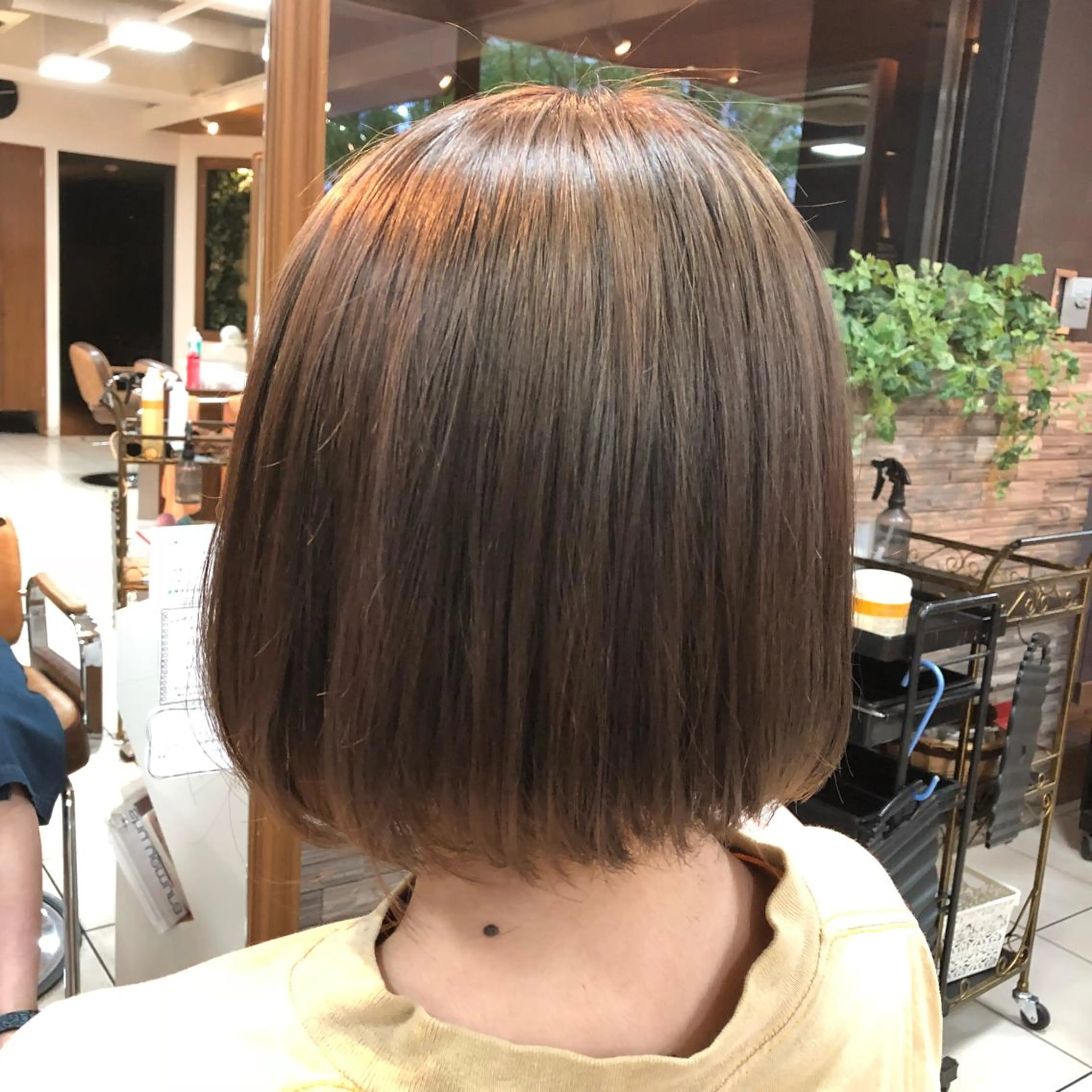 ショート カラー アッシュ ベージュカラー 三尾 麻美のその他イメージ