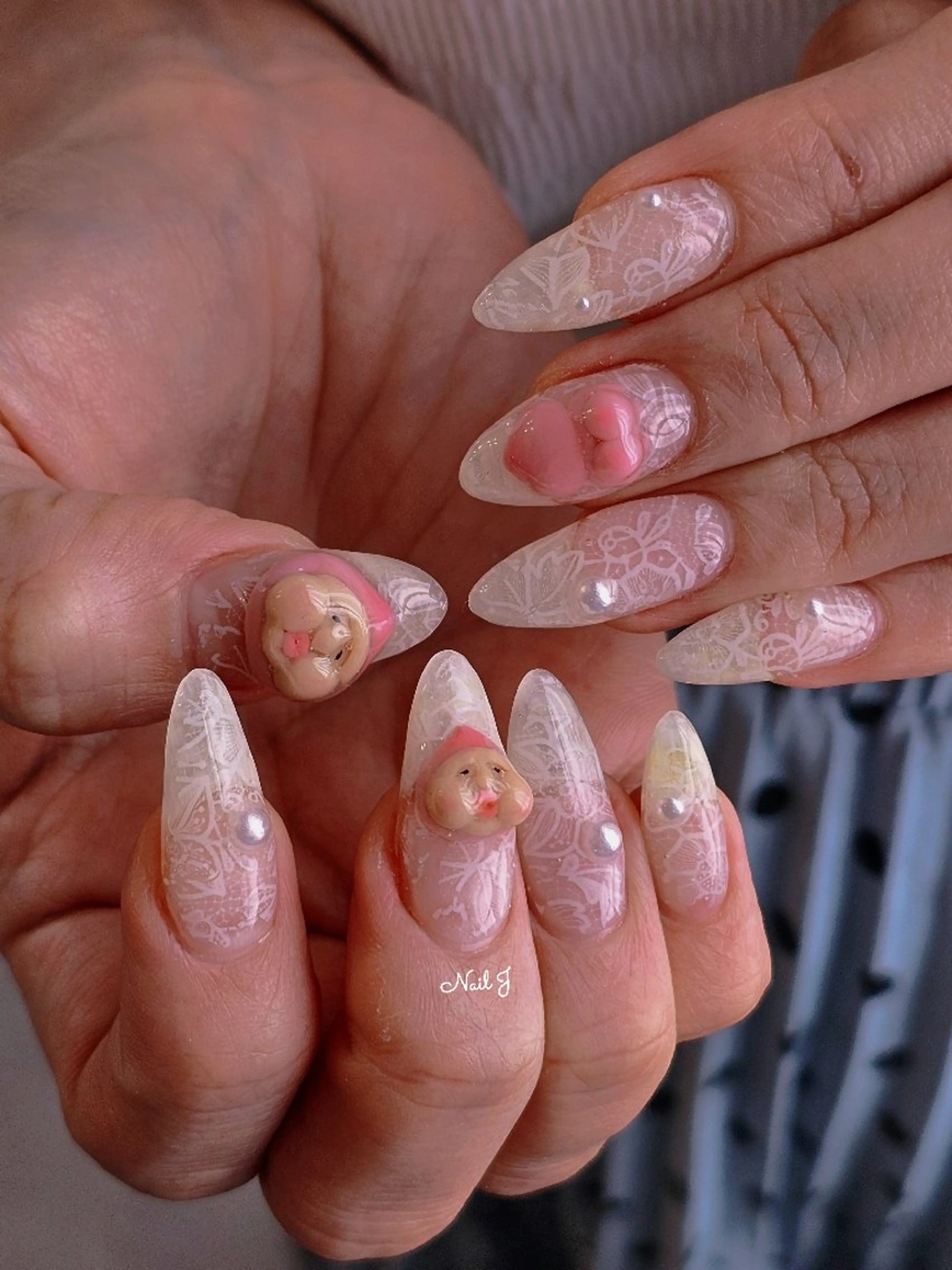 ✨️ミニモ学割✨️ 持込みデザイン (両手同一デザインorデザイン5種類迄)の写真