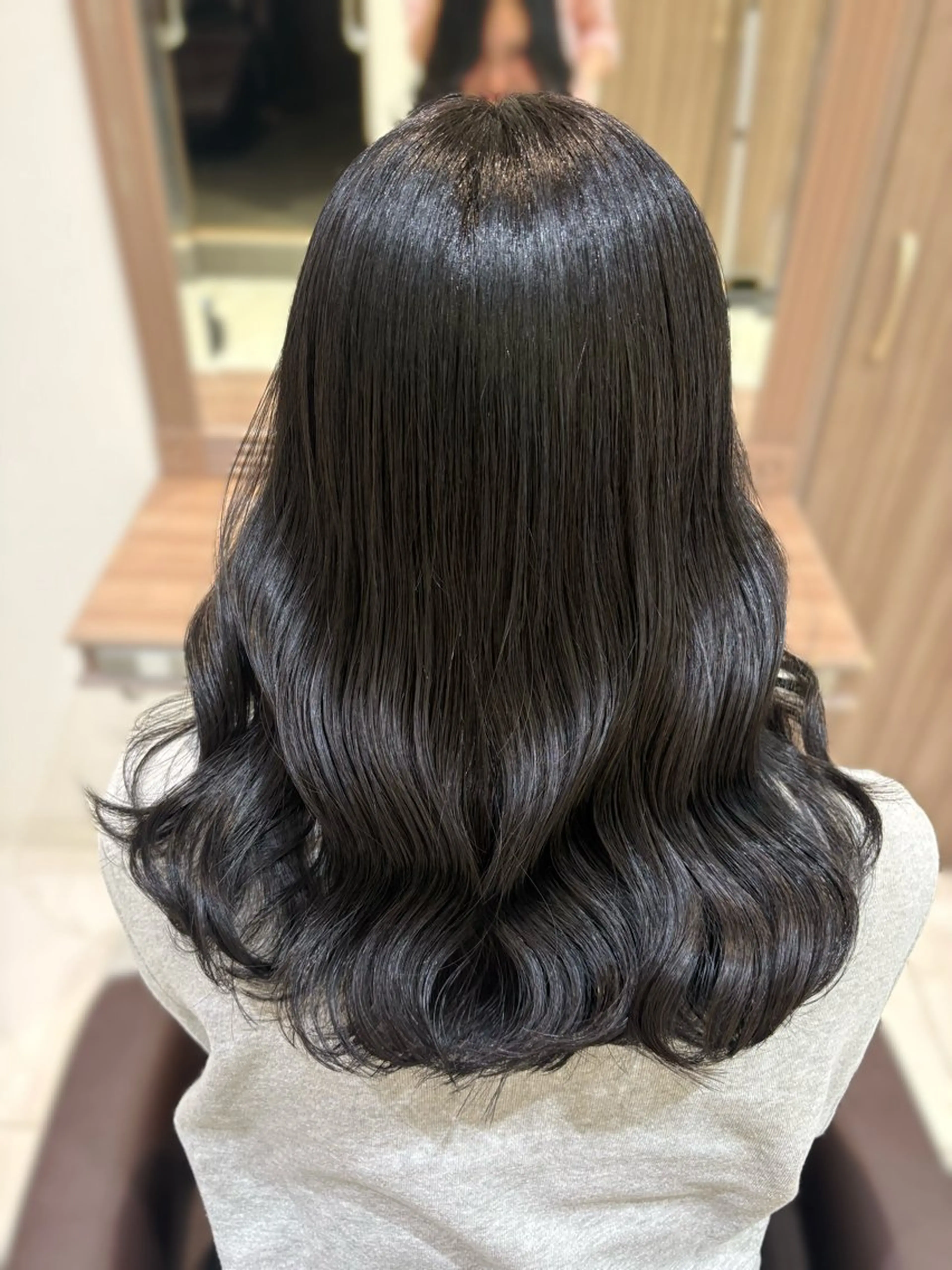 セミロング ヘアカラー トリートメント 🤍透明感カラー・ きらら‎🤍のヘアスタイル