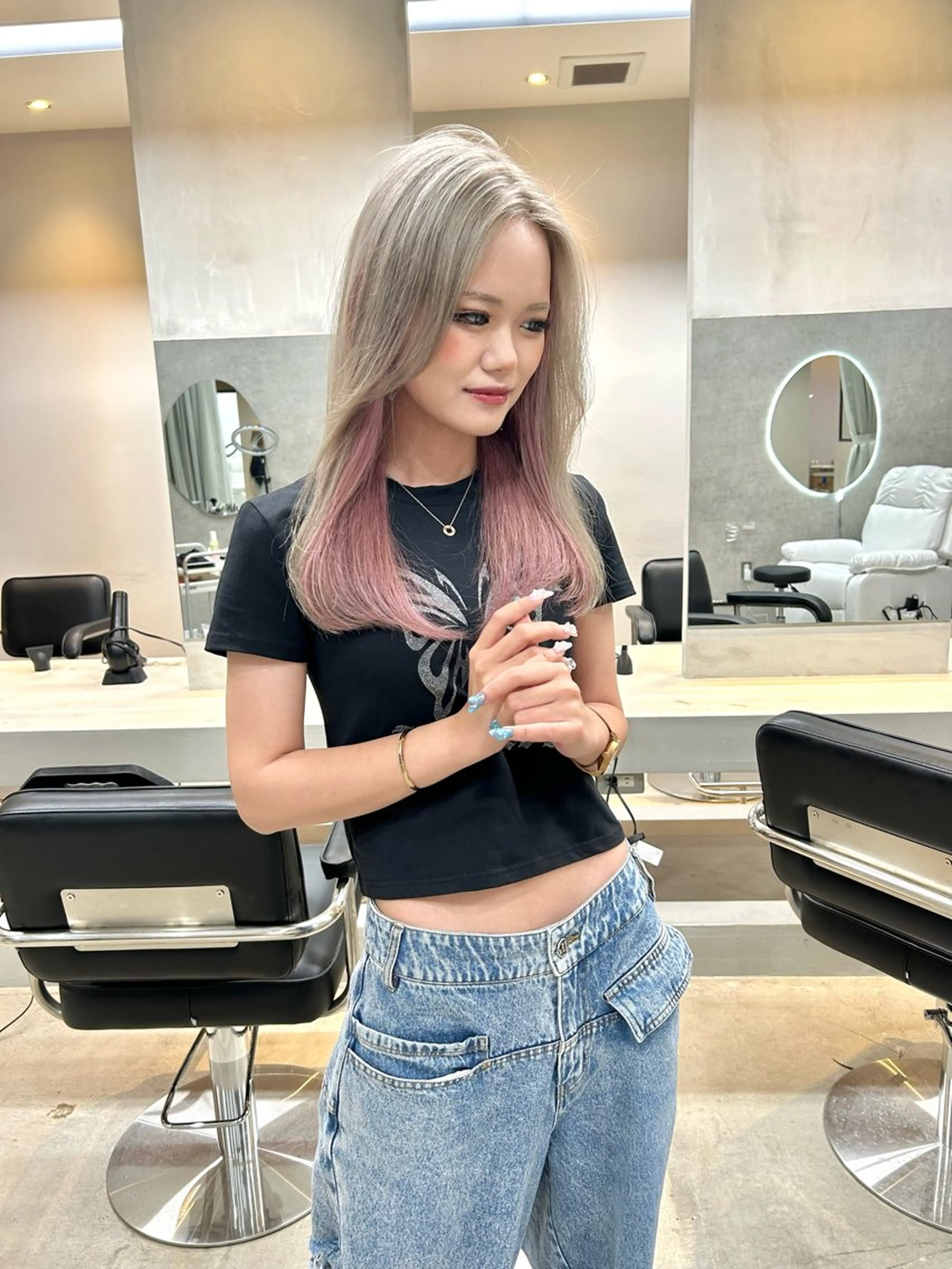 ロング カラー ヘアカラー 一ノ瀬 暁のヘアスタイル