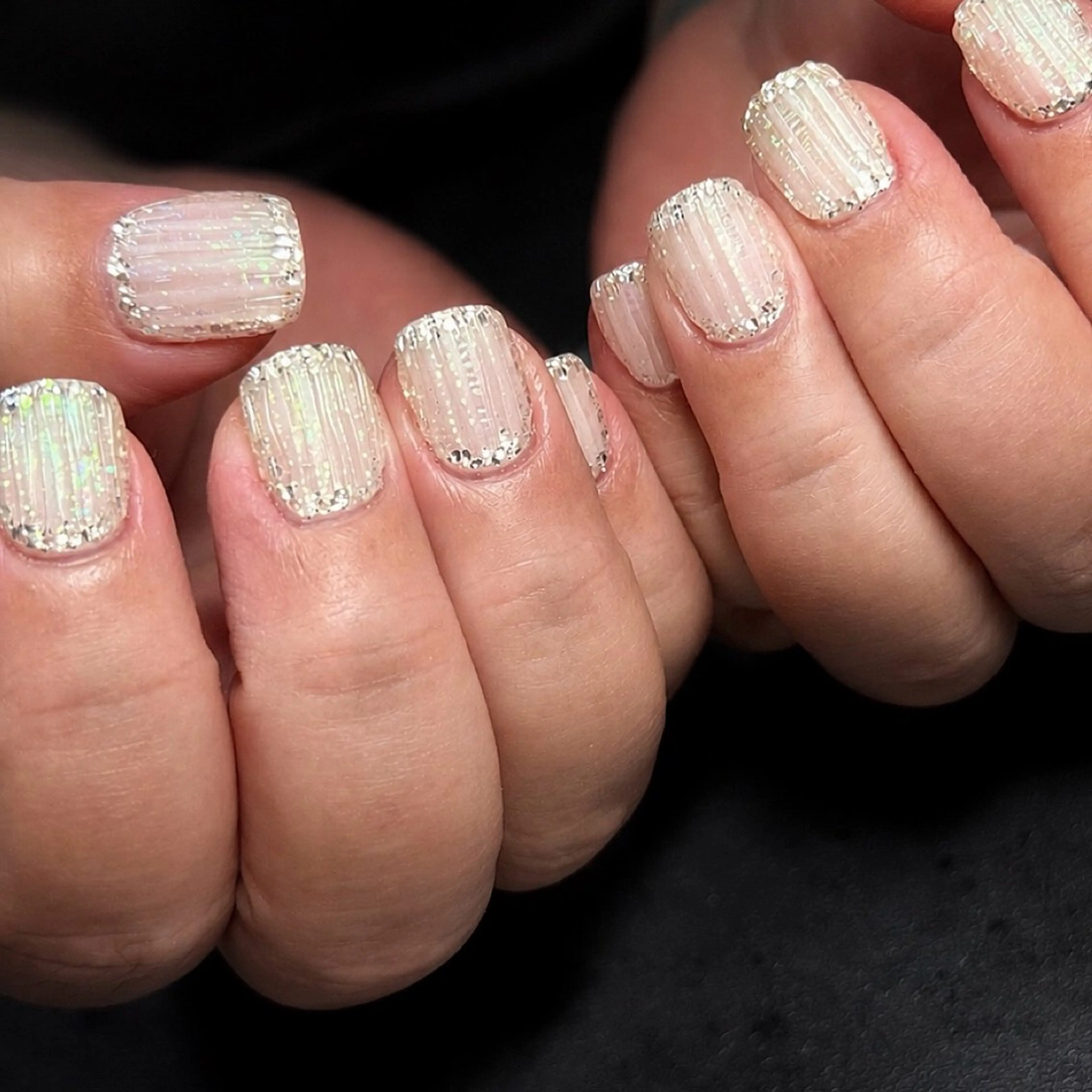 ネイル オーロラネイル ハンドネイル Nail Rinonのネイルデザイン