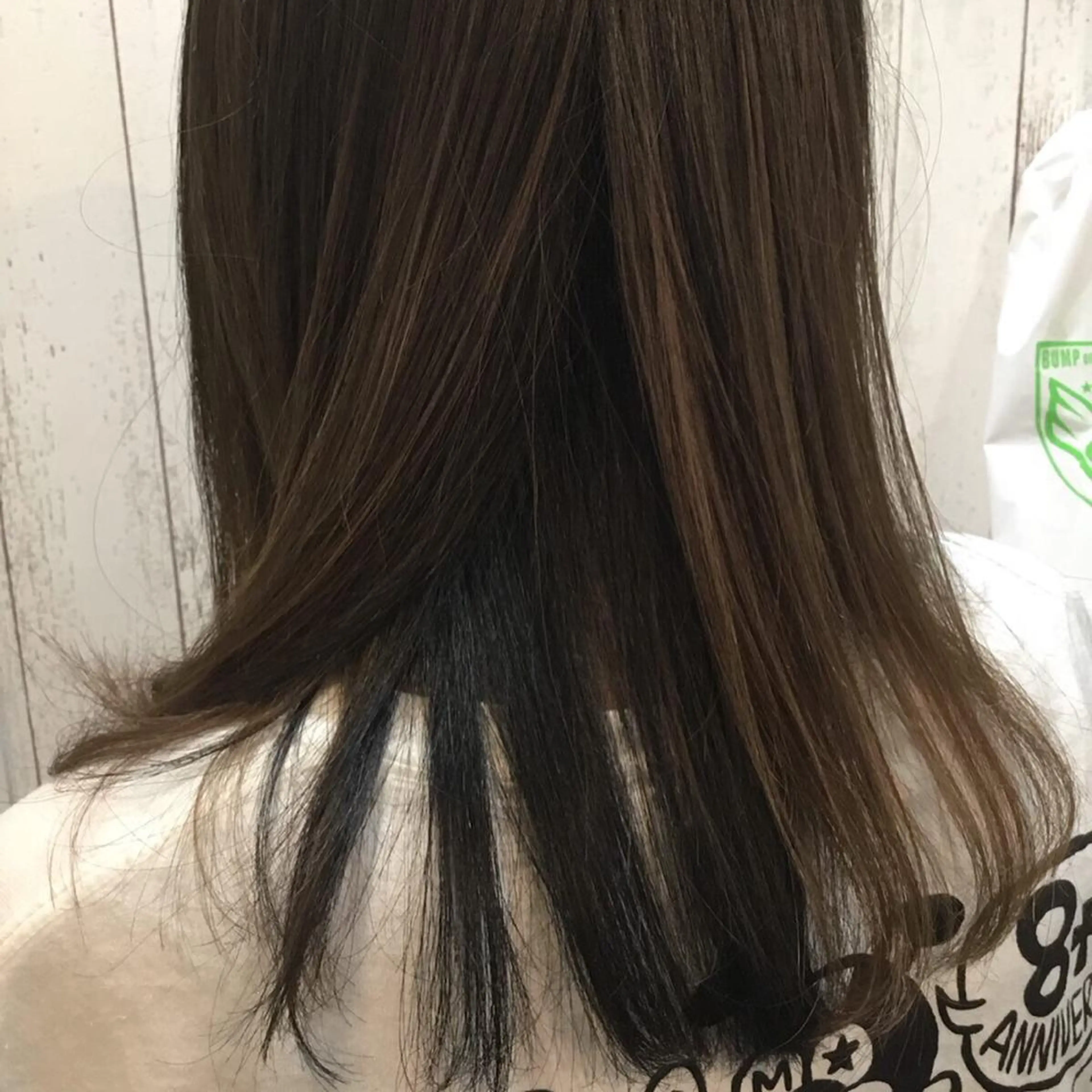 セミロング カラー embrace エンブレイスのヘアスタイル