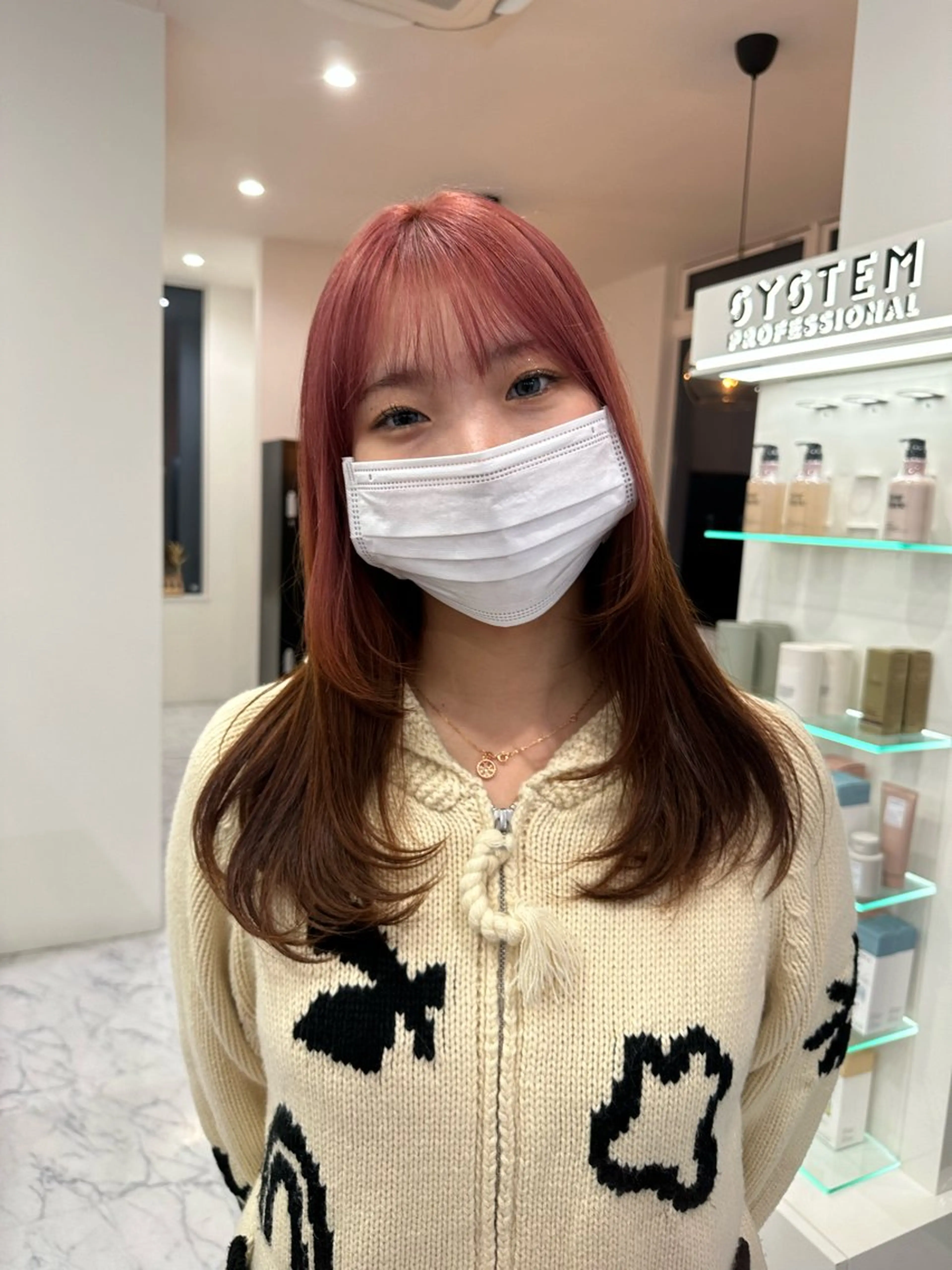 セミロング カラー マイ /暖色カラーのヘアスタイル