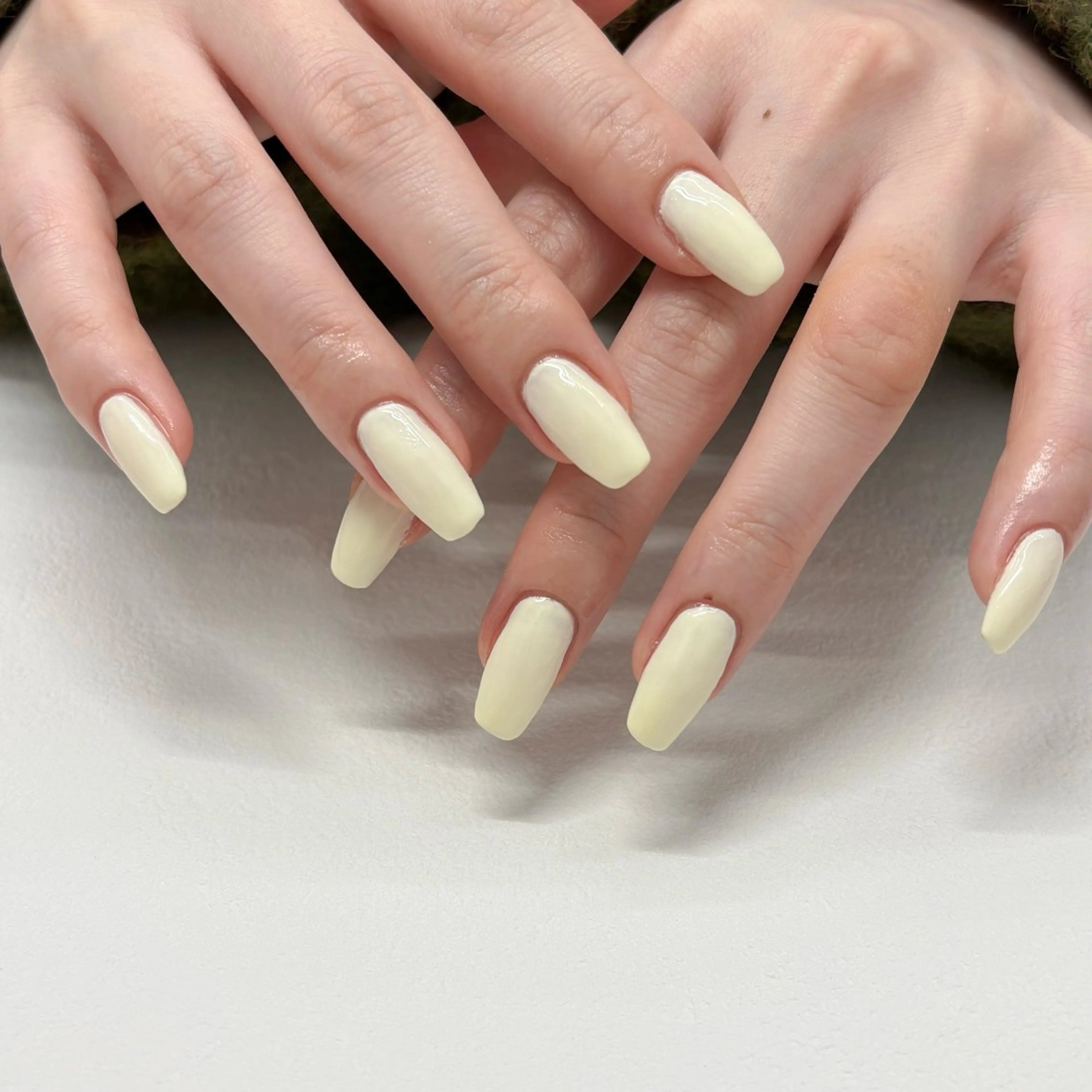 ネイル ワンカラーネイル 春ネイル moeko nailのネイルデザイン