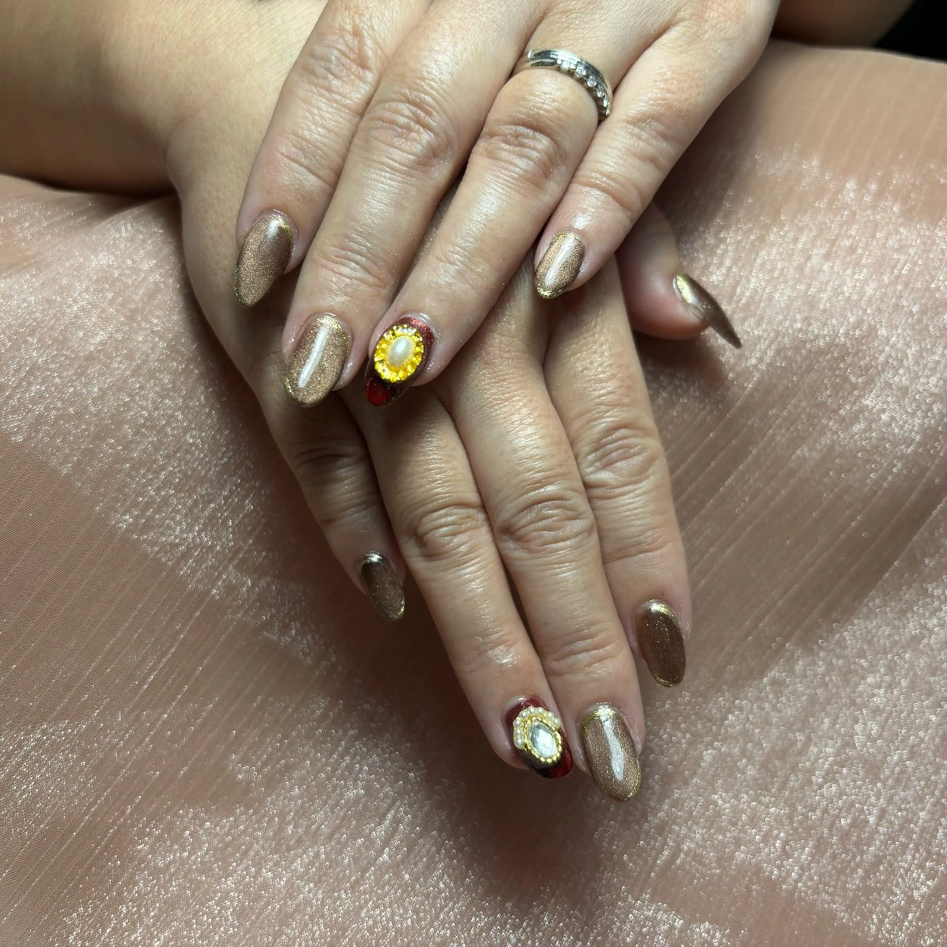 ネイル ゴージャス BeautifulA 🌈🍭💜のネイルデザイン