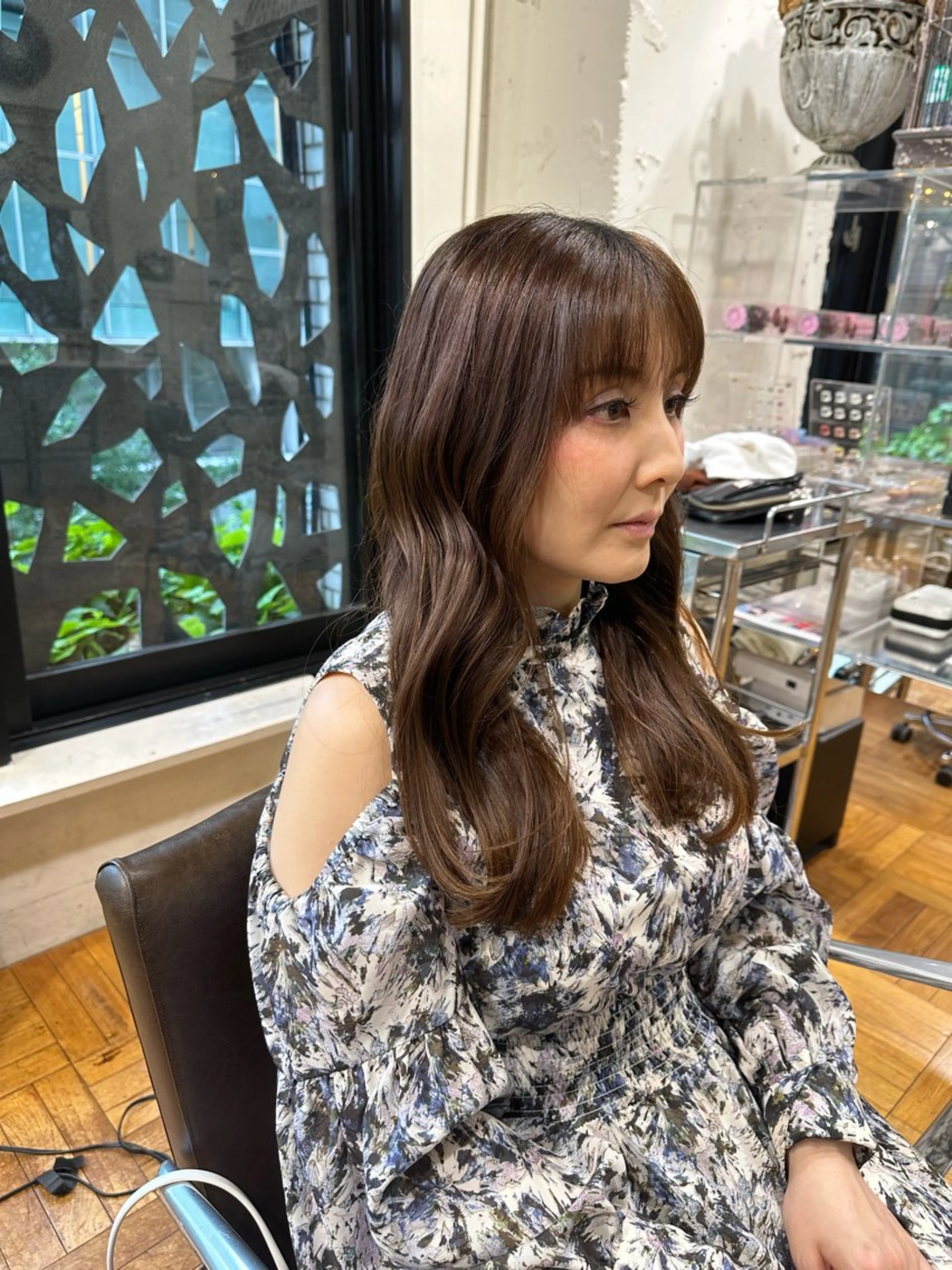 ロング 顔まわりレイヤー 顔周りカット レイヤーカット トリートメント ボブ  レイヤー 髪質改善  相澤晃希のヘアスタイル