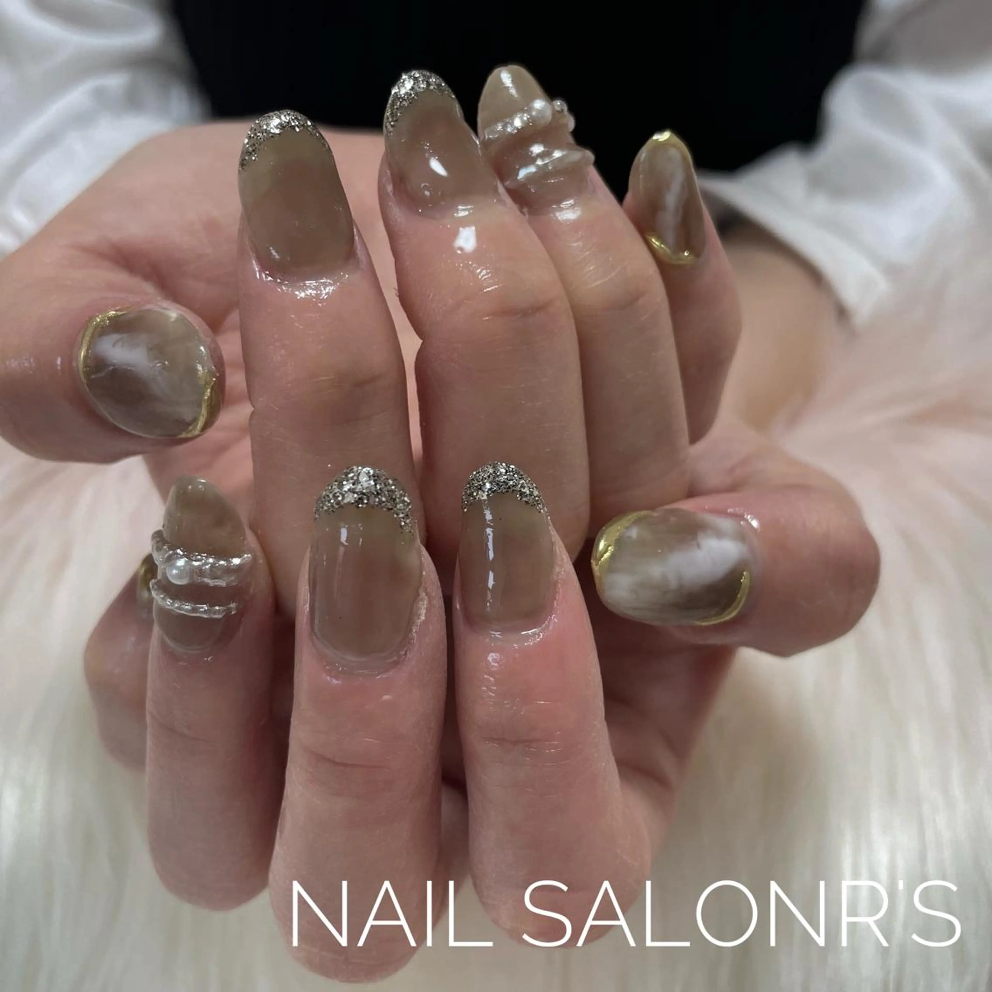 ネイル アートネイル 持ち込み ストーンネイル nail salon R'sのネイルデザイン