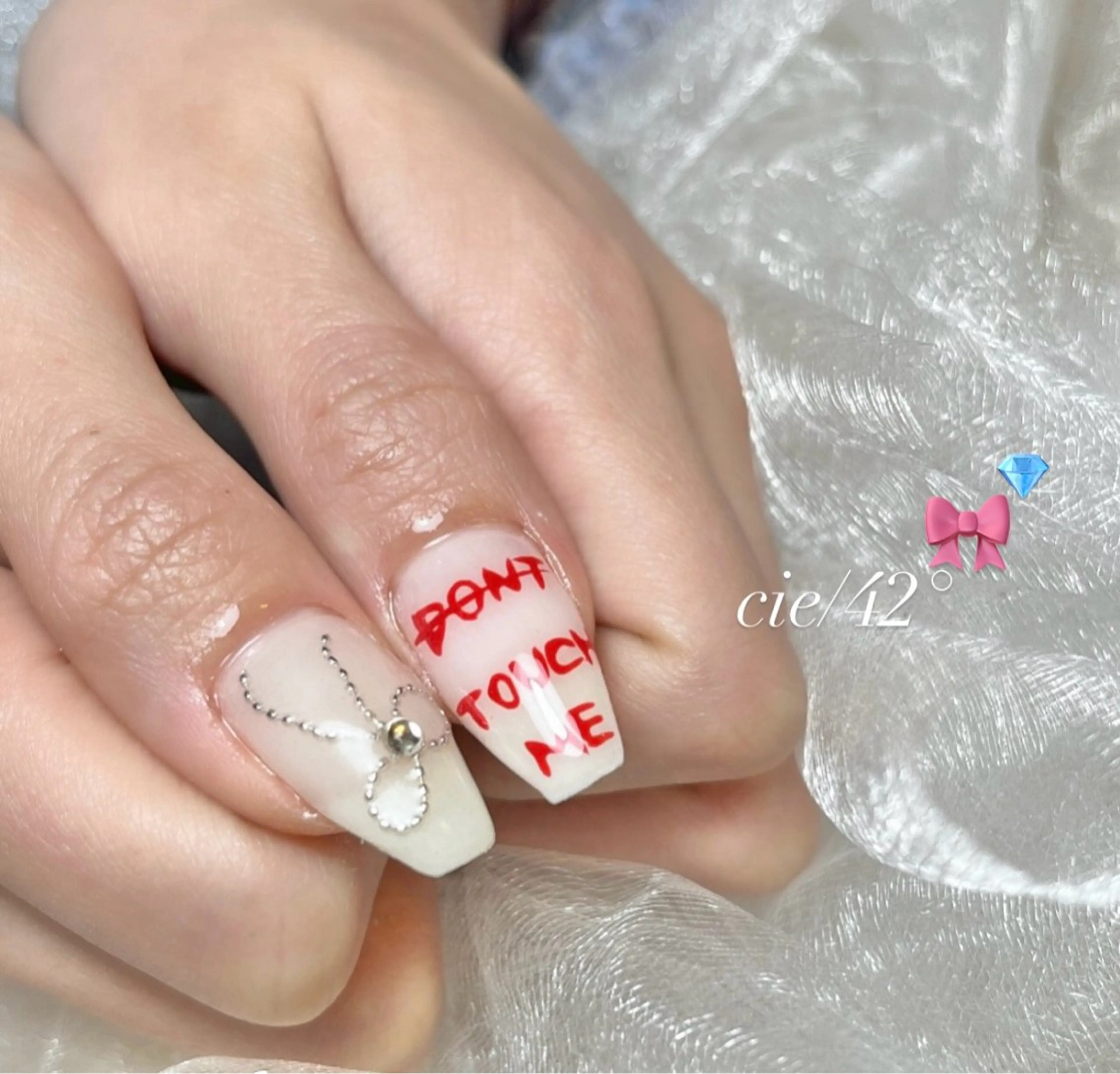 ネイル cie/42° NIJINAのネイルデザイン
