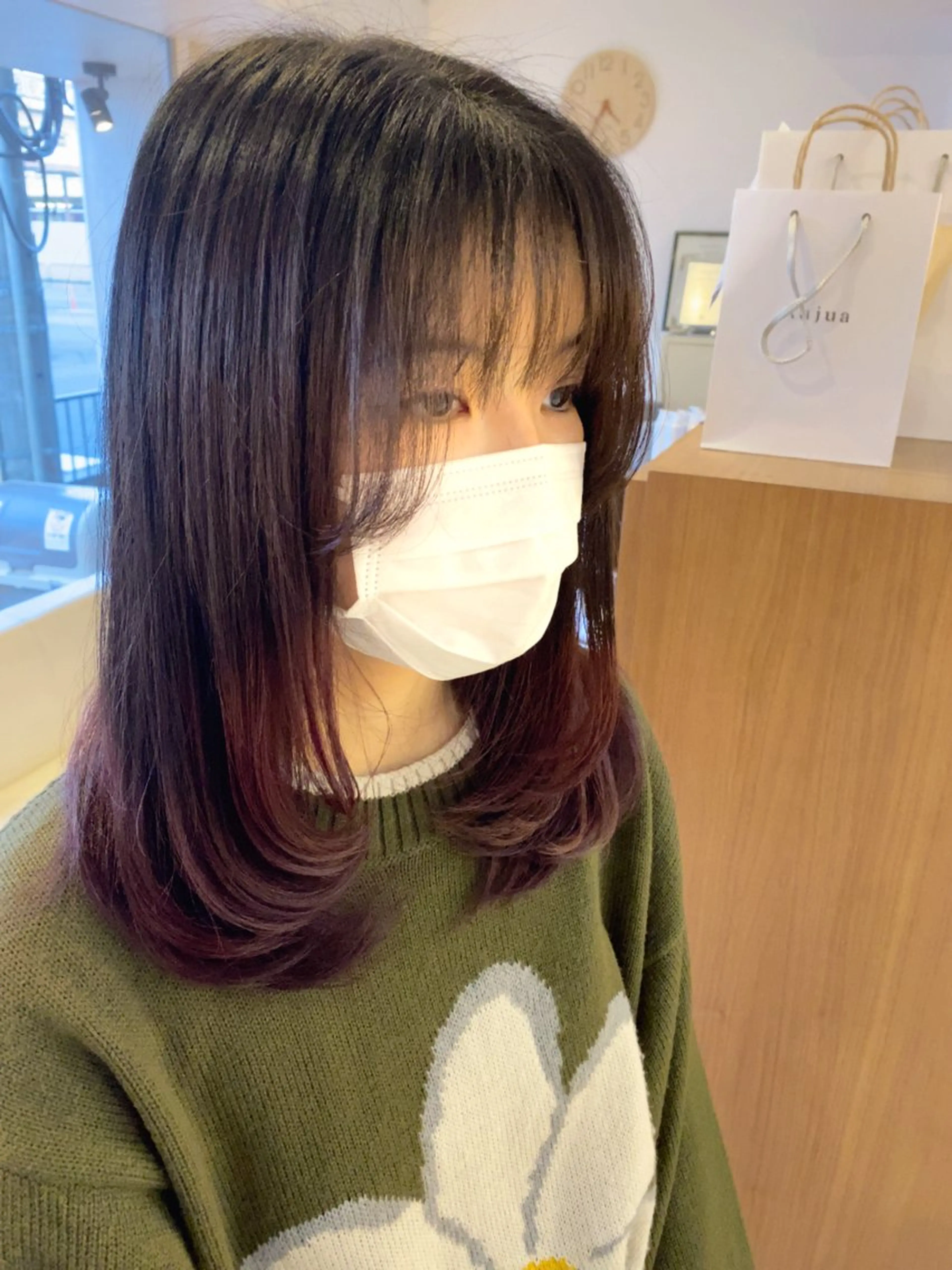 セミロング レイヤーカット カット ヘアカラー 💎髪質改善💎艶髪 💎ブリーチ💎津村のヘアスタイル