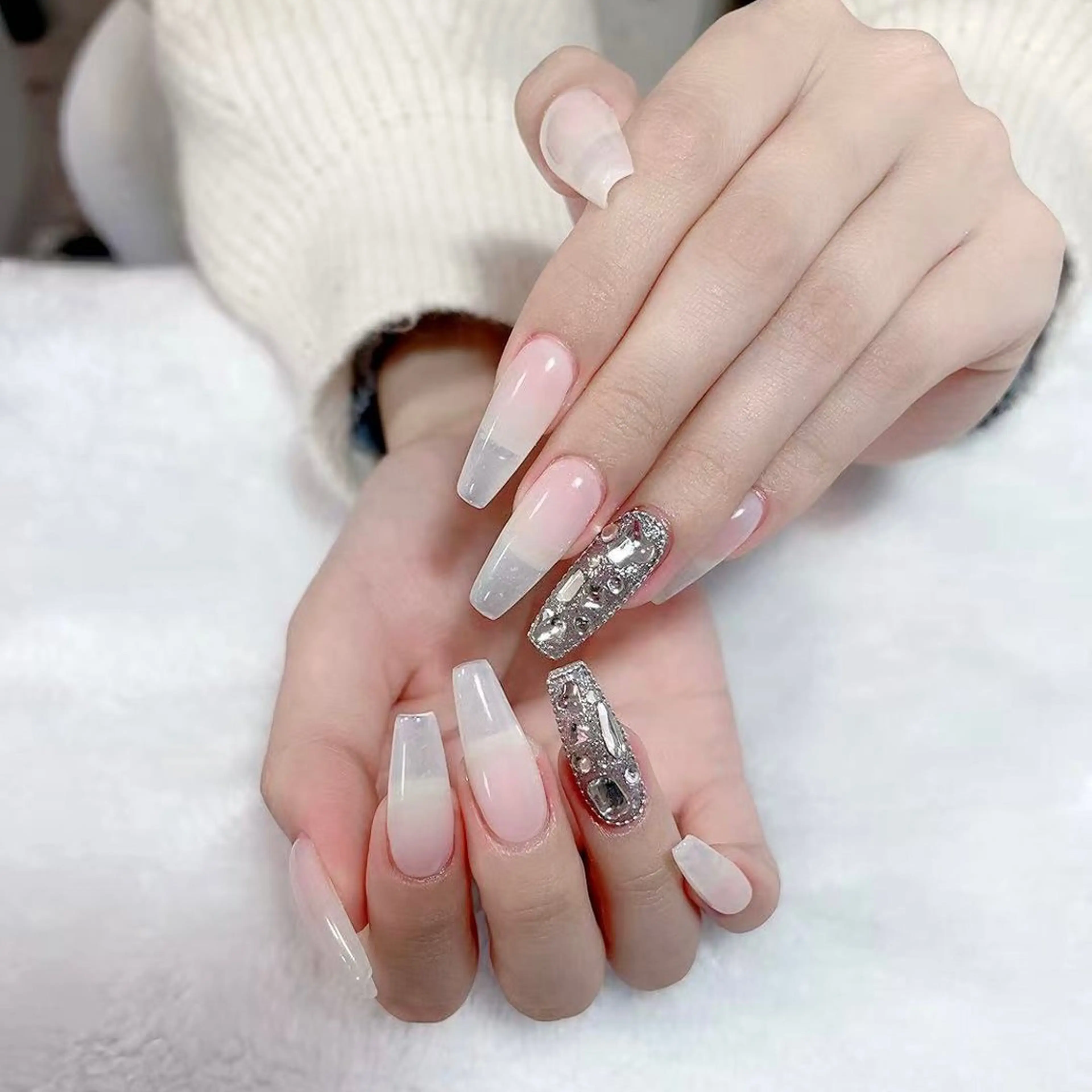ネイル Amina nail salonのネイルデザイン