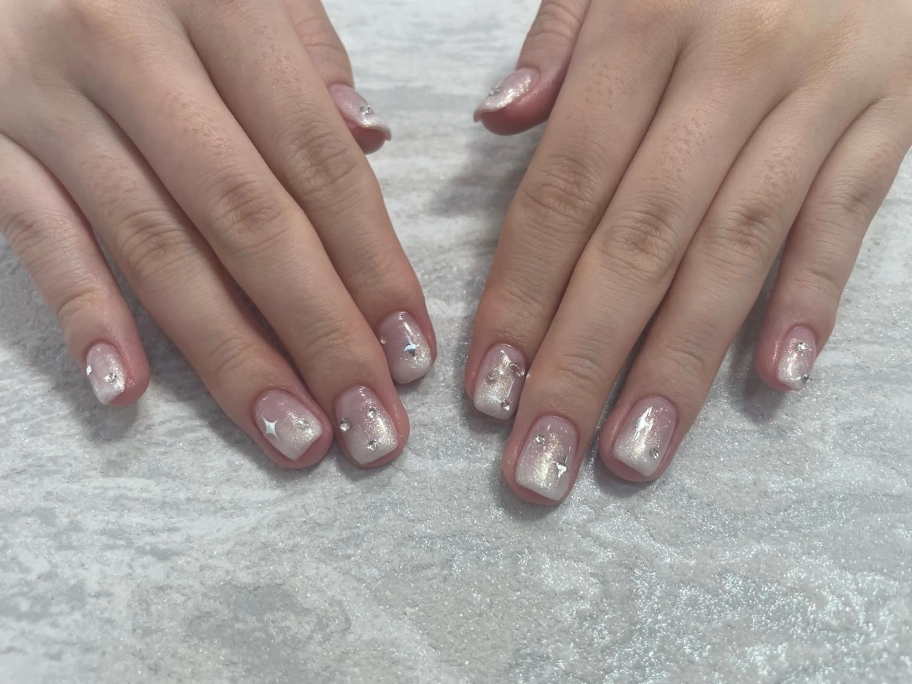 ネイル ハンドネイル LILN/ NATSUMIのネイルデザイン