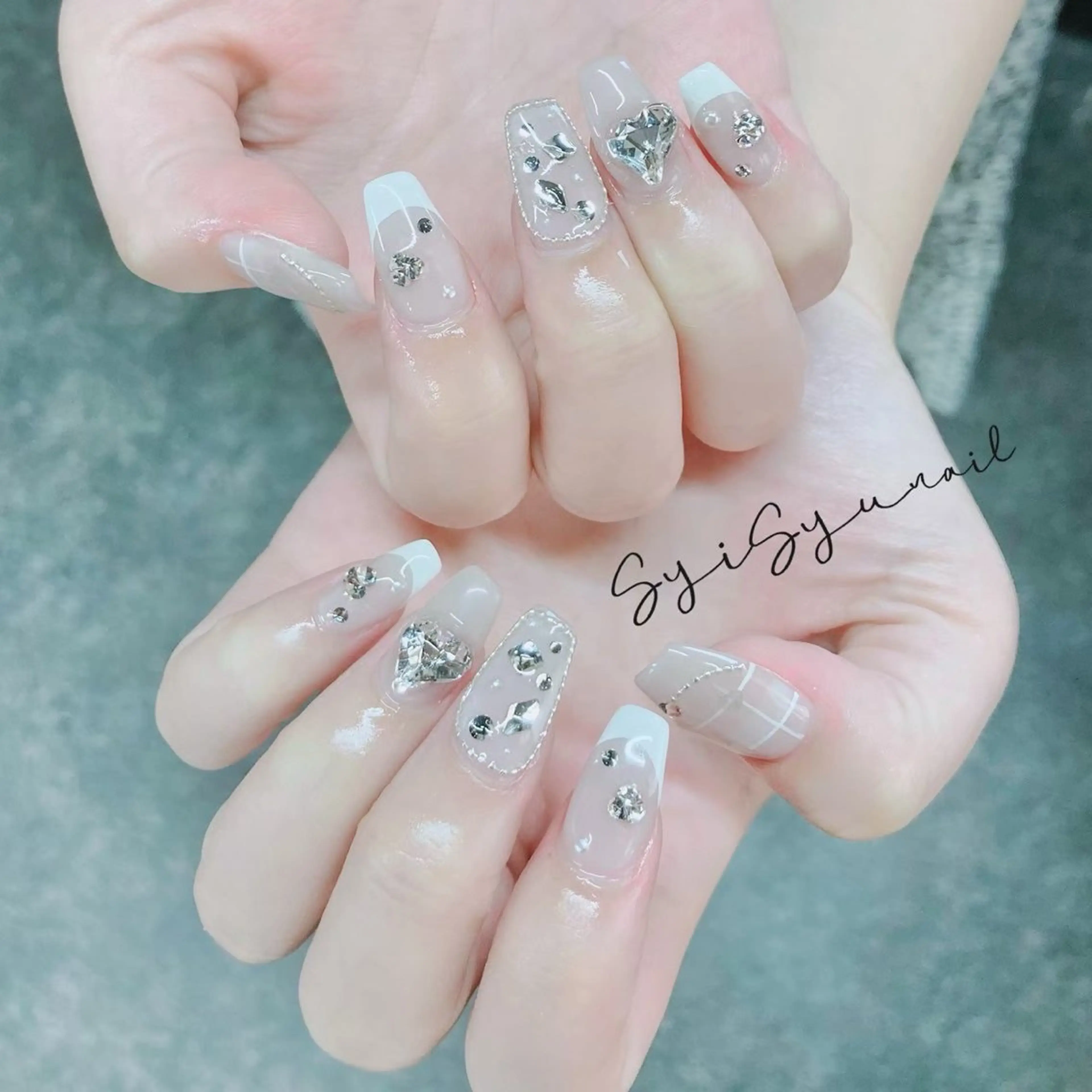 ネイル ハンドネイル nail salon  SyiSyu 姫路店所属・SyiSyu 姫路店のネイルデザイン