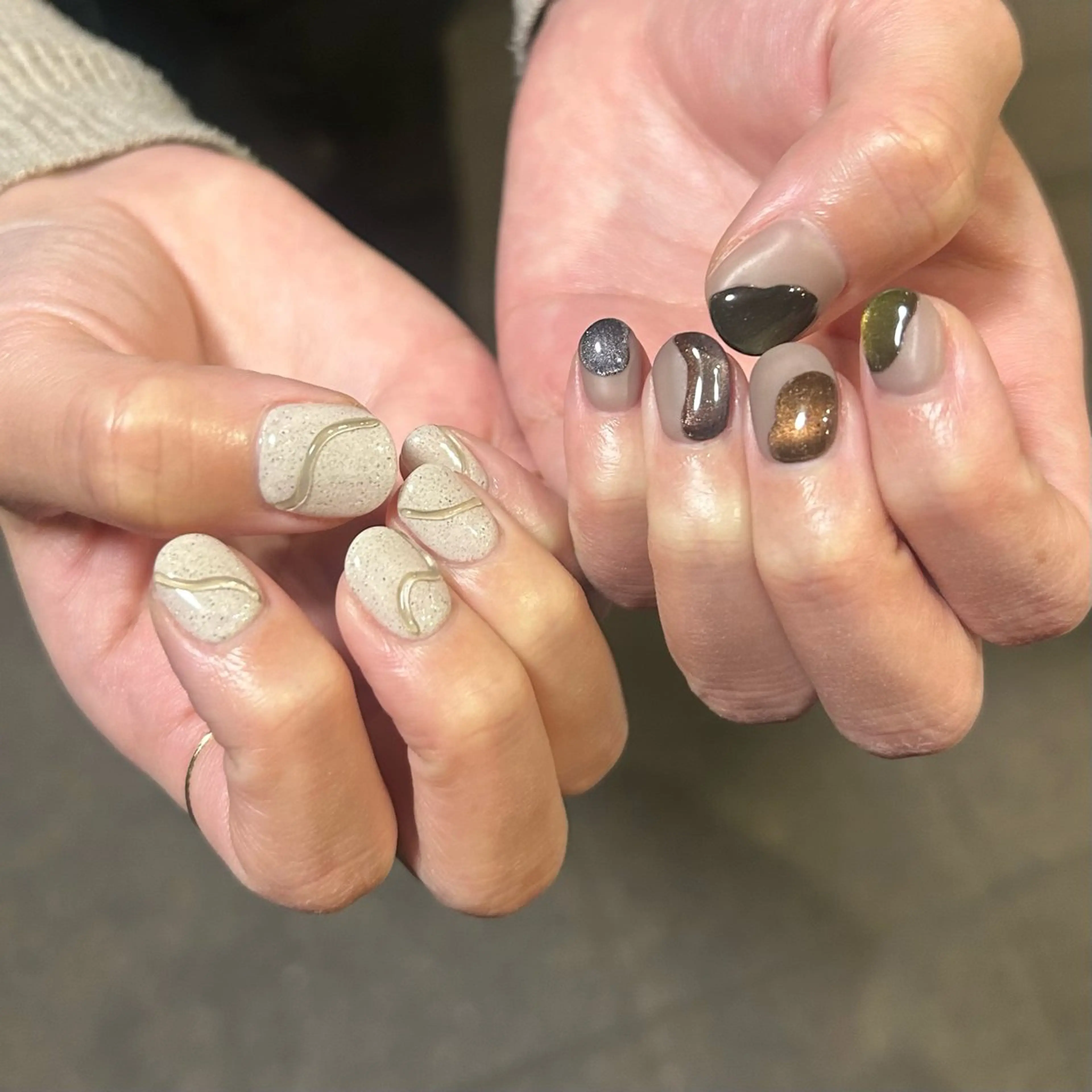 ネイル アートネイル マグネットネイル ニュアンスネイル ハンドネイル アトリエ １０３のネイルデザイン