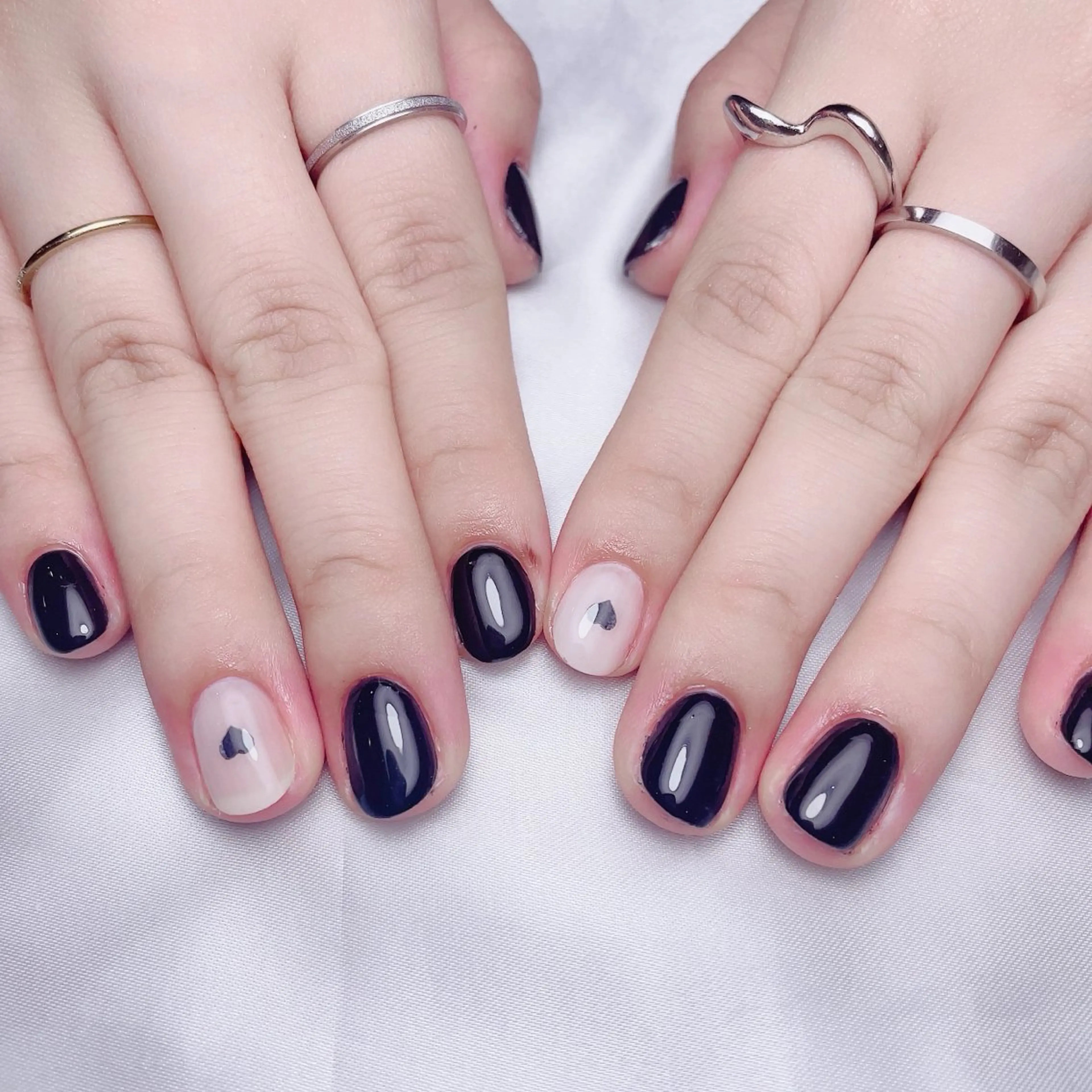 ネイル f  Nail 五日市駅北口のネイルデザイン