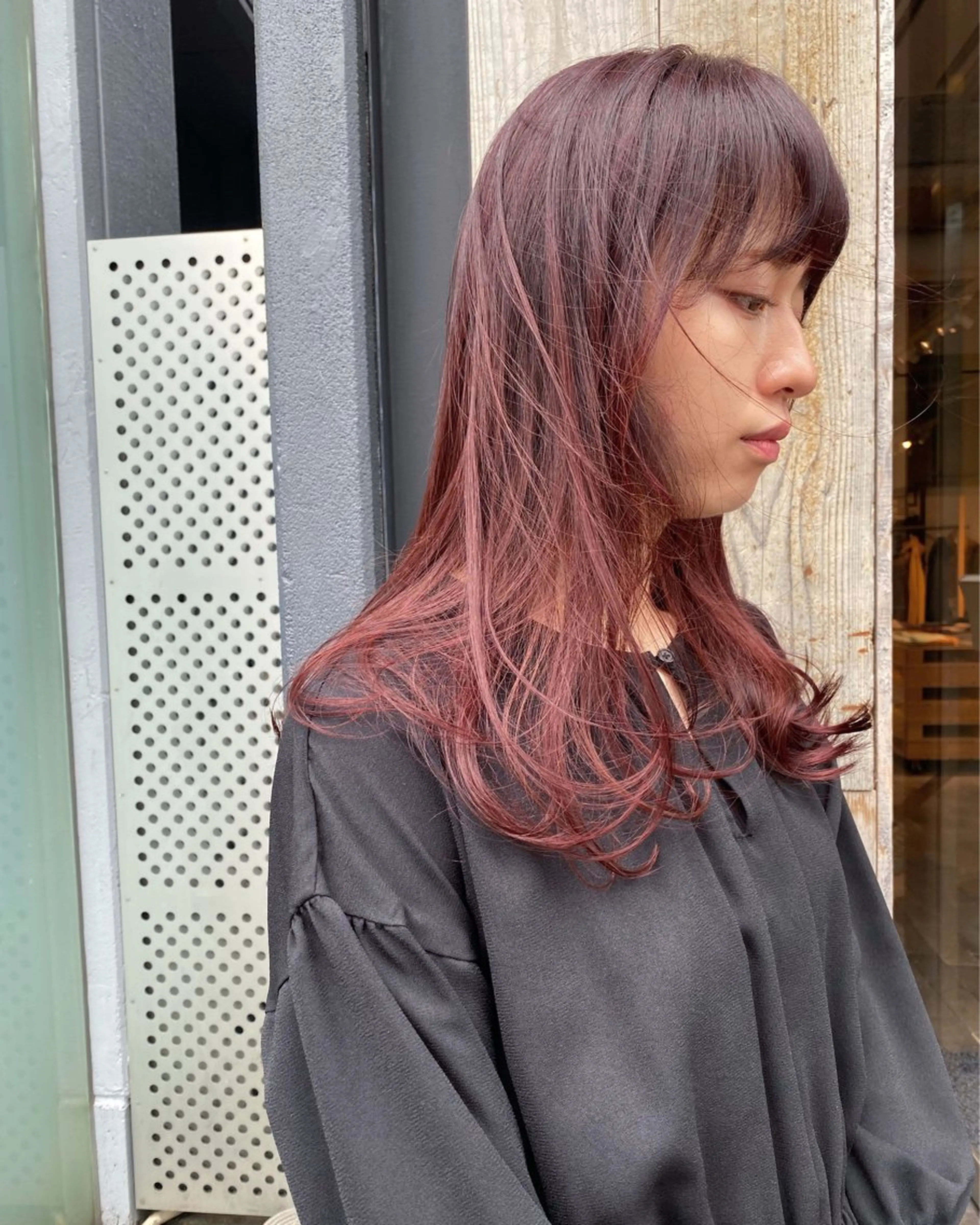 セミロング ヒラカホ/ ブリーチ/似合わせのヘアスタイル