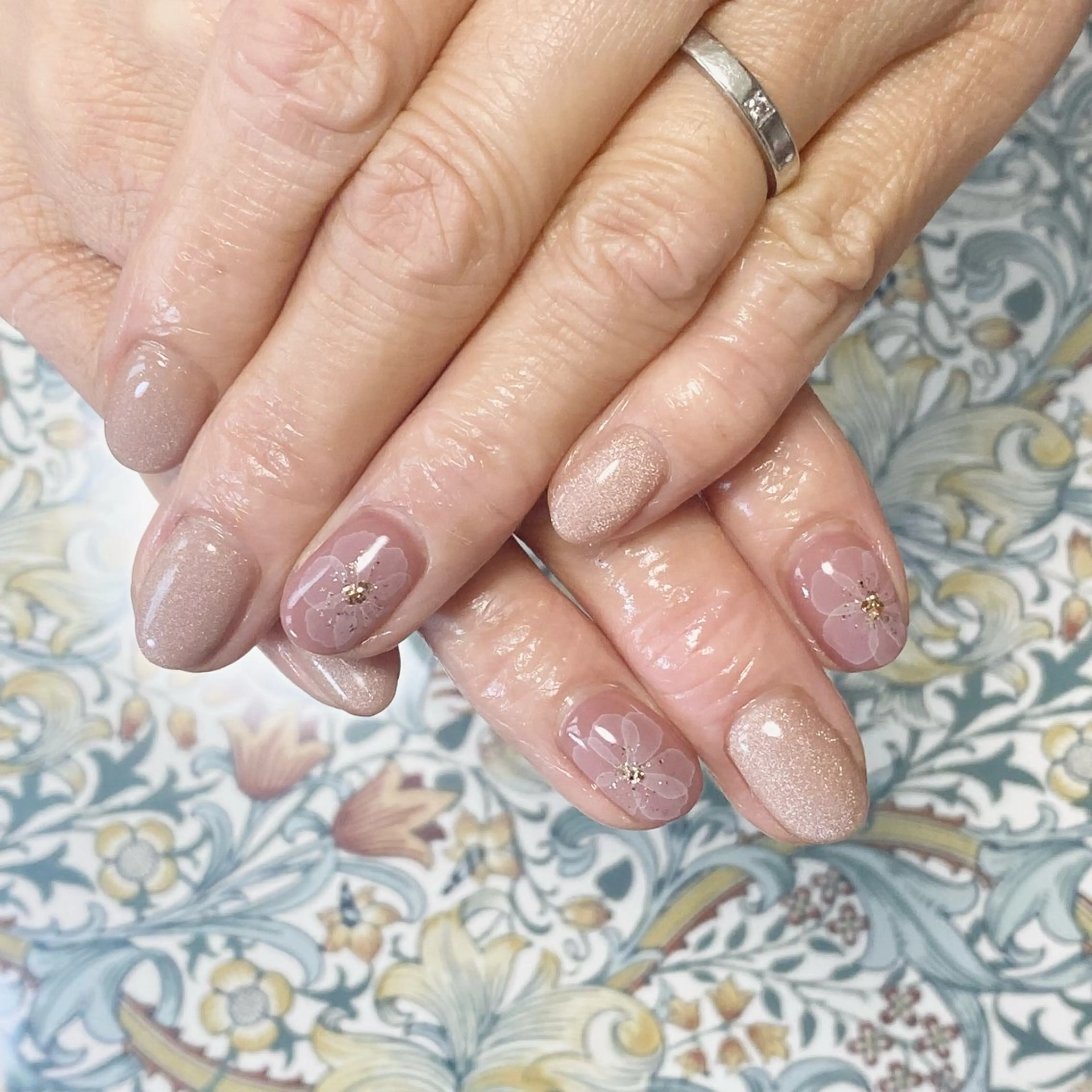 ネイル フラワーネイル マグネットネイル Hana_ Rieのネイルデザイン