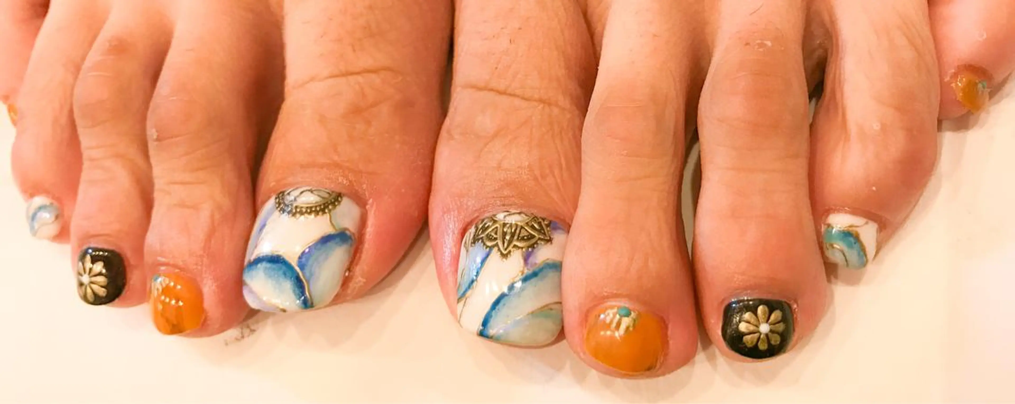 ネイル 林 里美のヘアスタイル