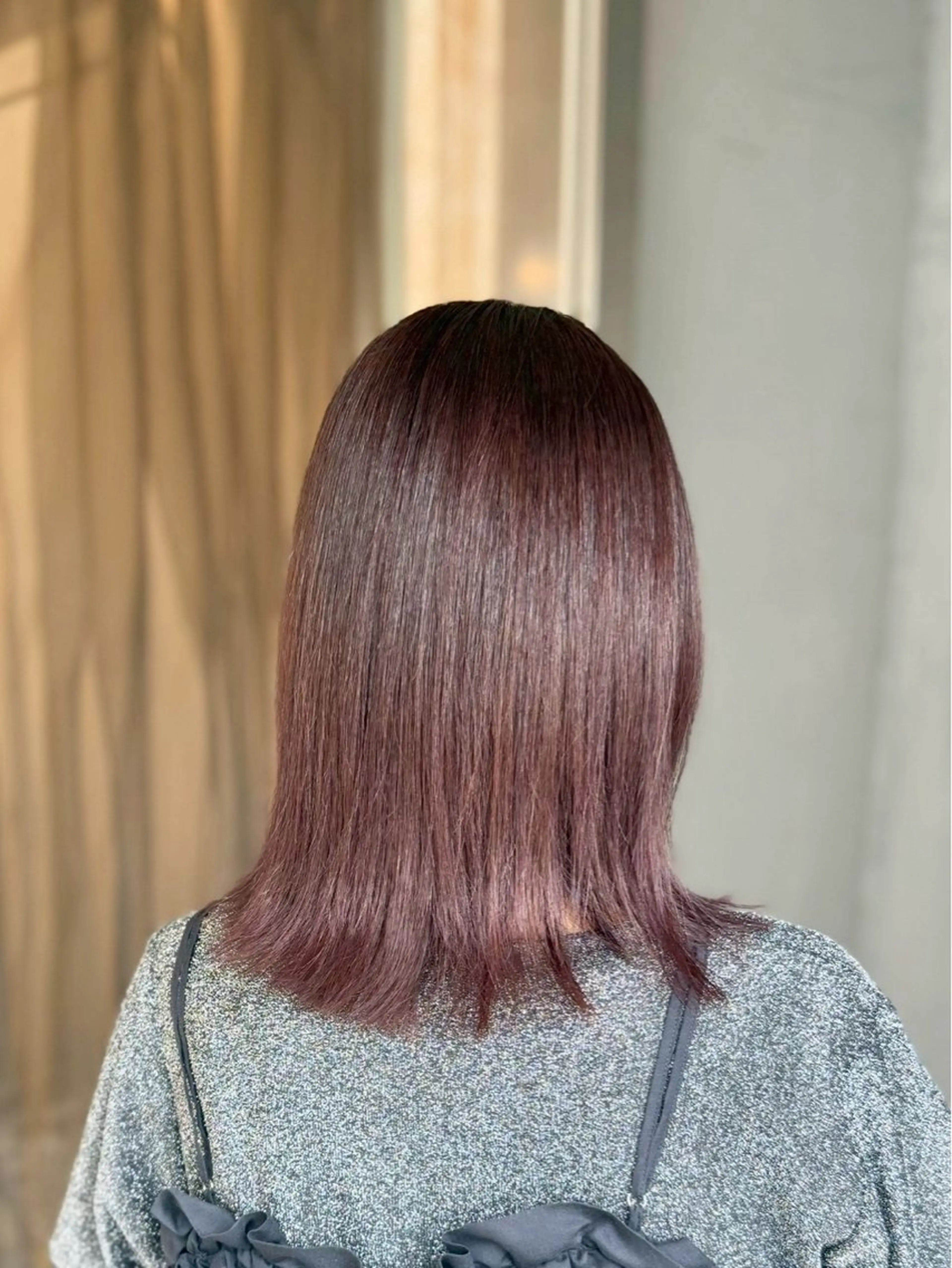 セミロング カラー ヘアカラー トリートメント 梓真💐 ツヤ髪　渋谷のヘアスタイル