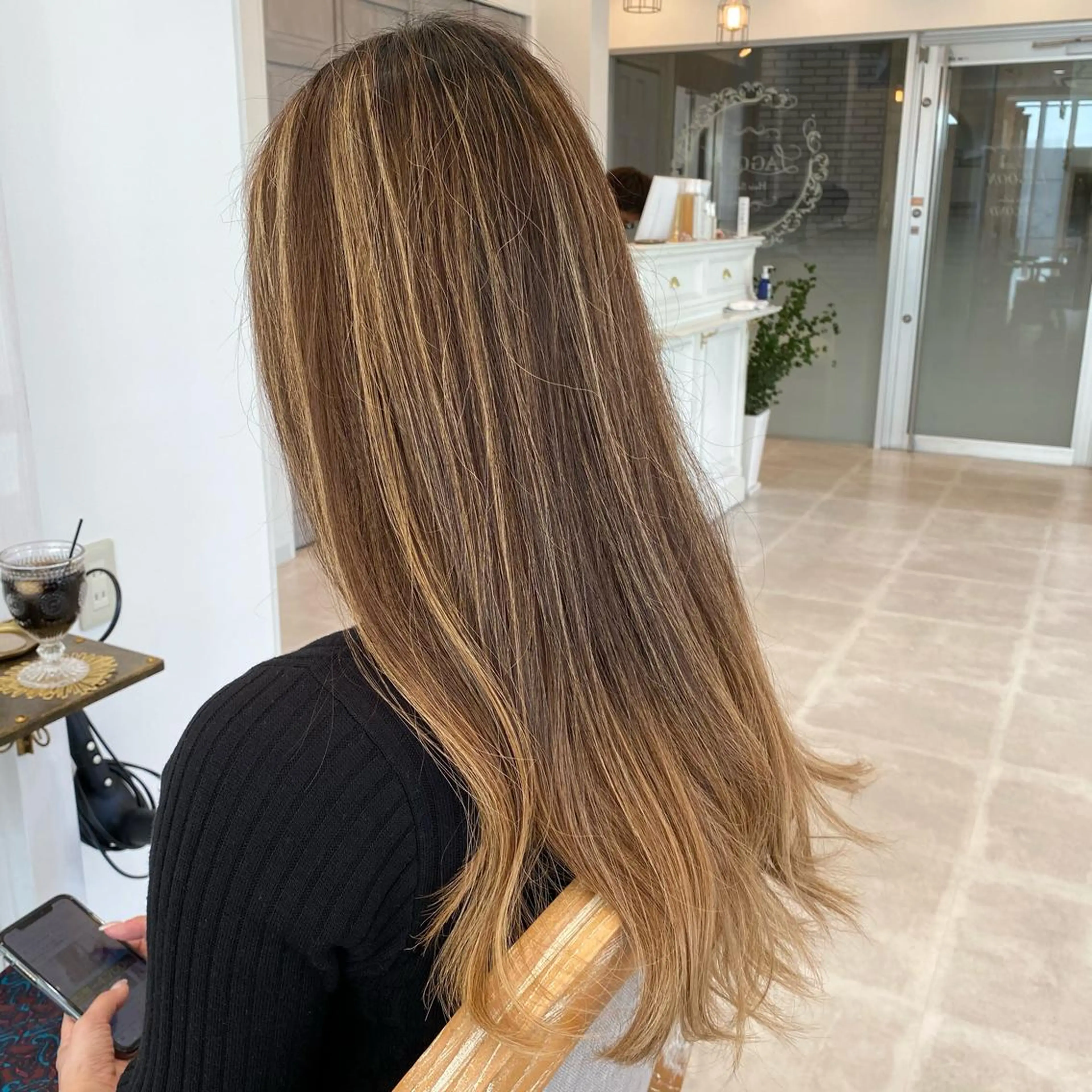 ロング カラー カット ヘアカラー トリートメント ブリーチなし✨艶髪 カラー𓃲YAGIのヘアスタイル