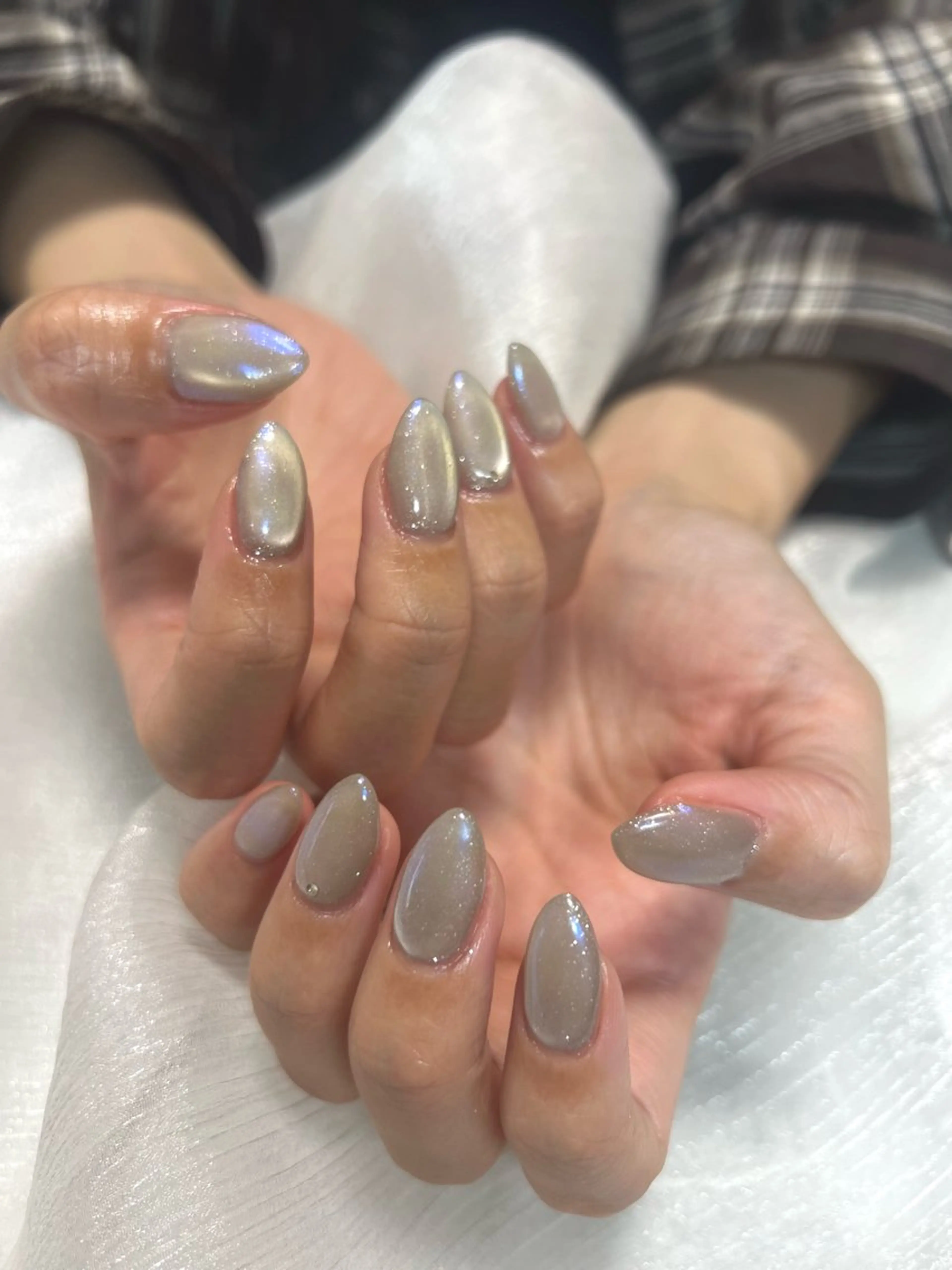 ネイル マグネットネイル LACHIC NOZOMIのネイルデザイン