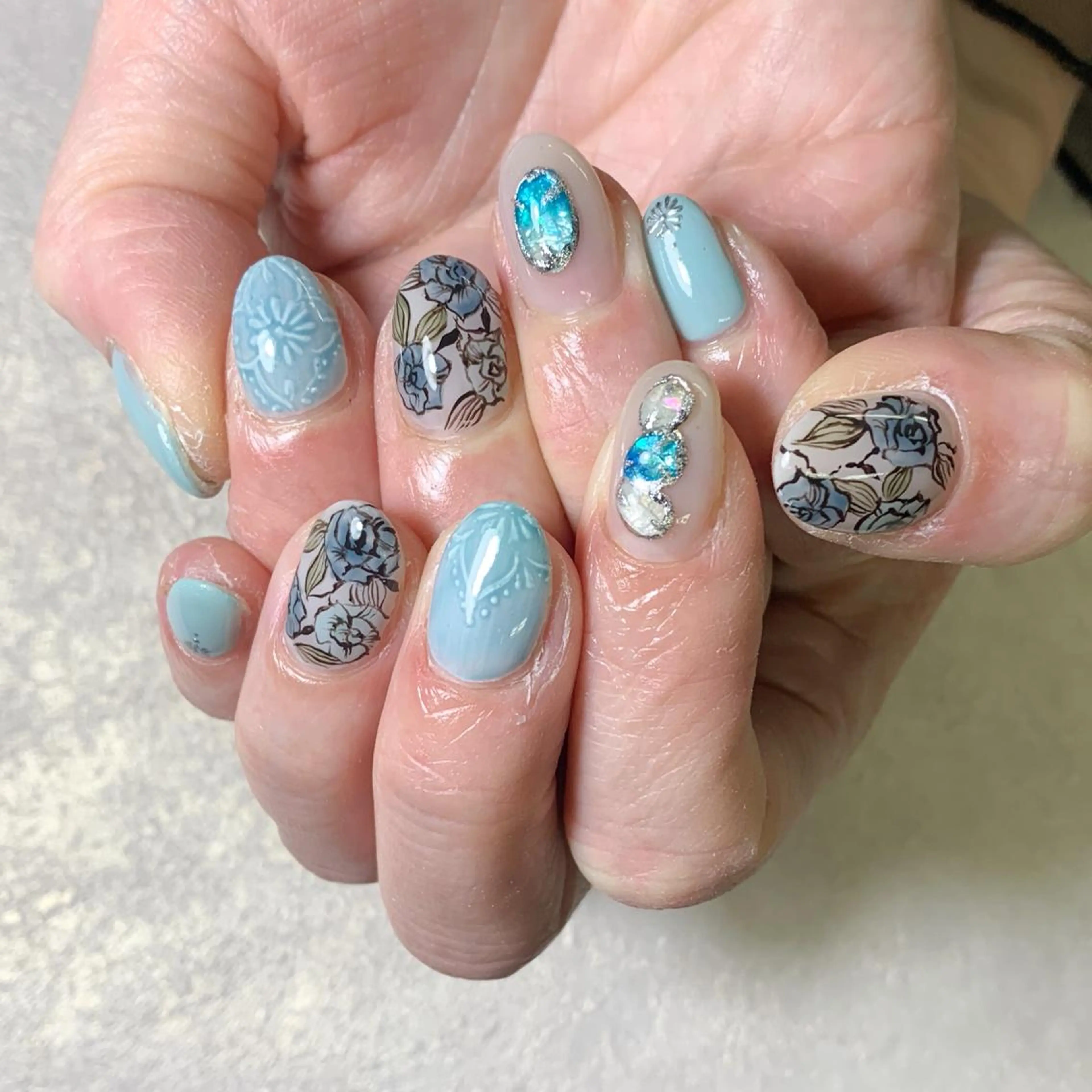 ネイル ハンドネイル FIORITURA aiのネイルデザイン