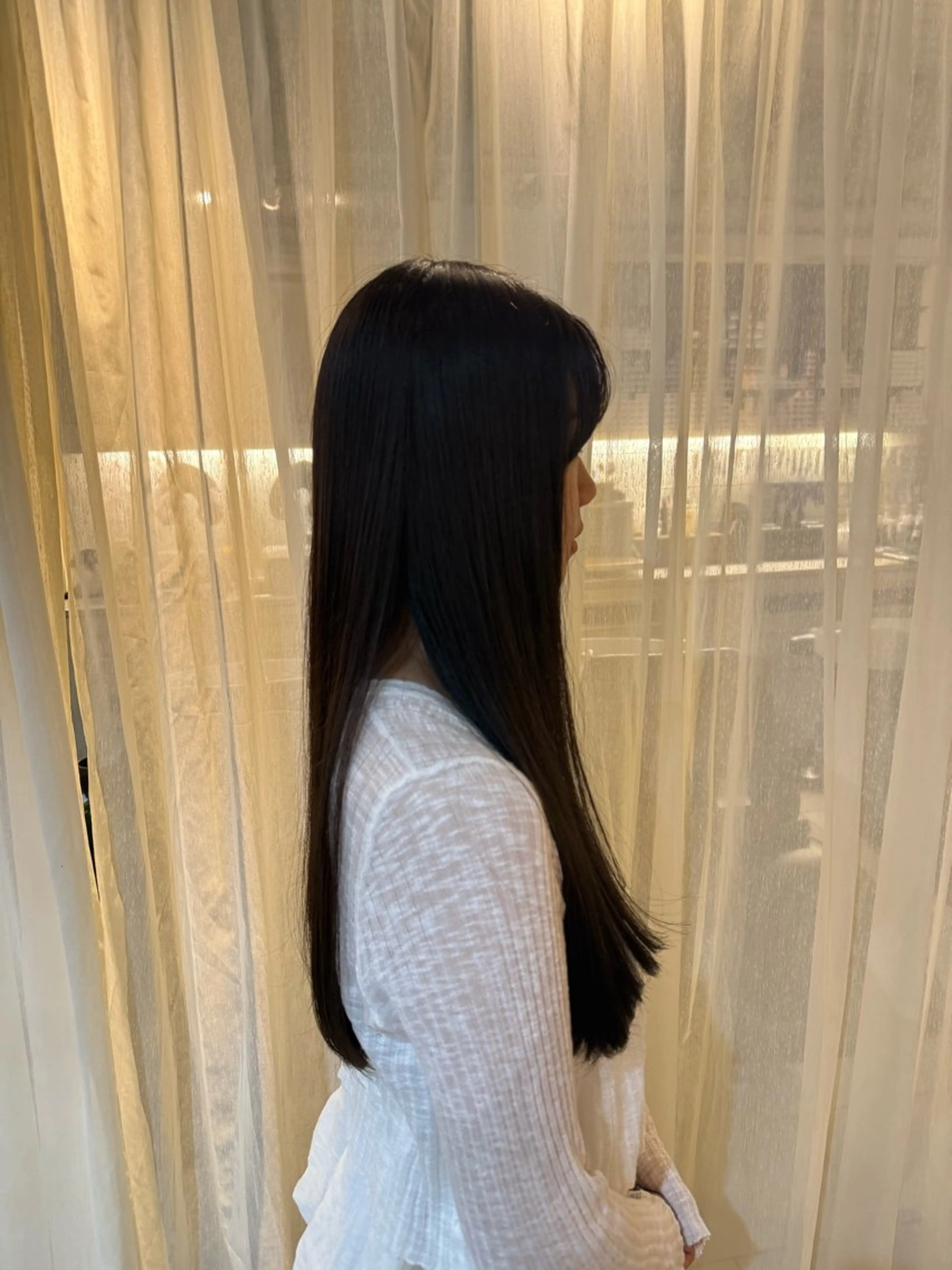 ロング 藤原 百花のヘアスタイル