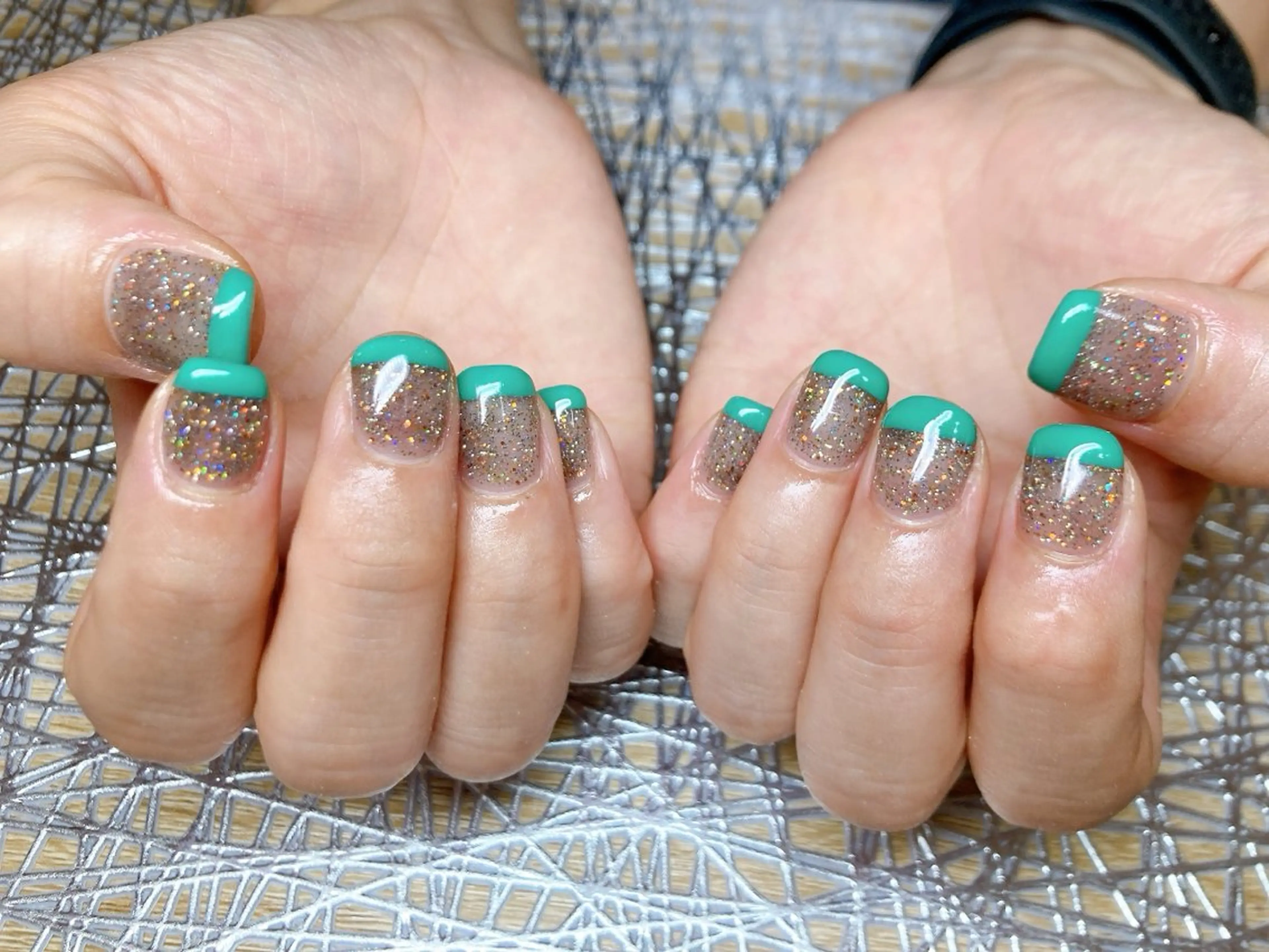 ネイル ECLAT エクラ所属・寺山 千鶴のネイルデザイン