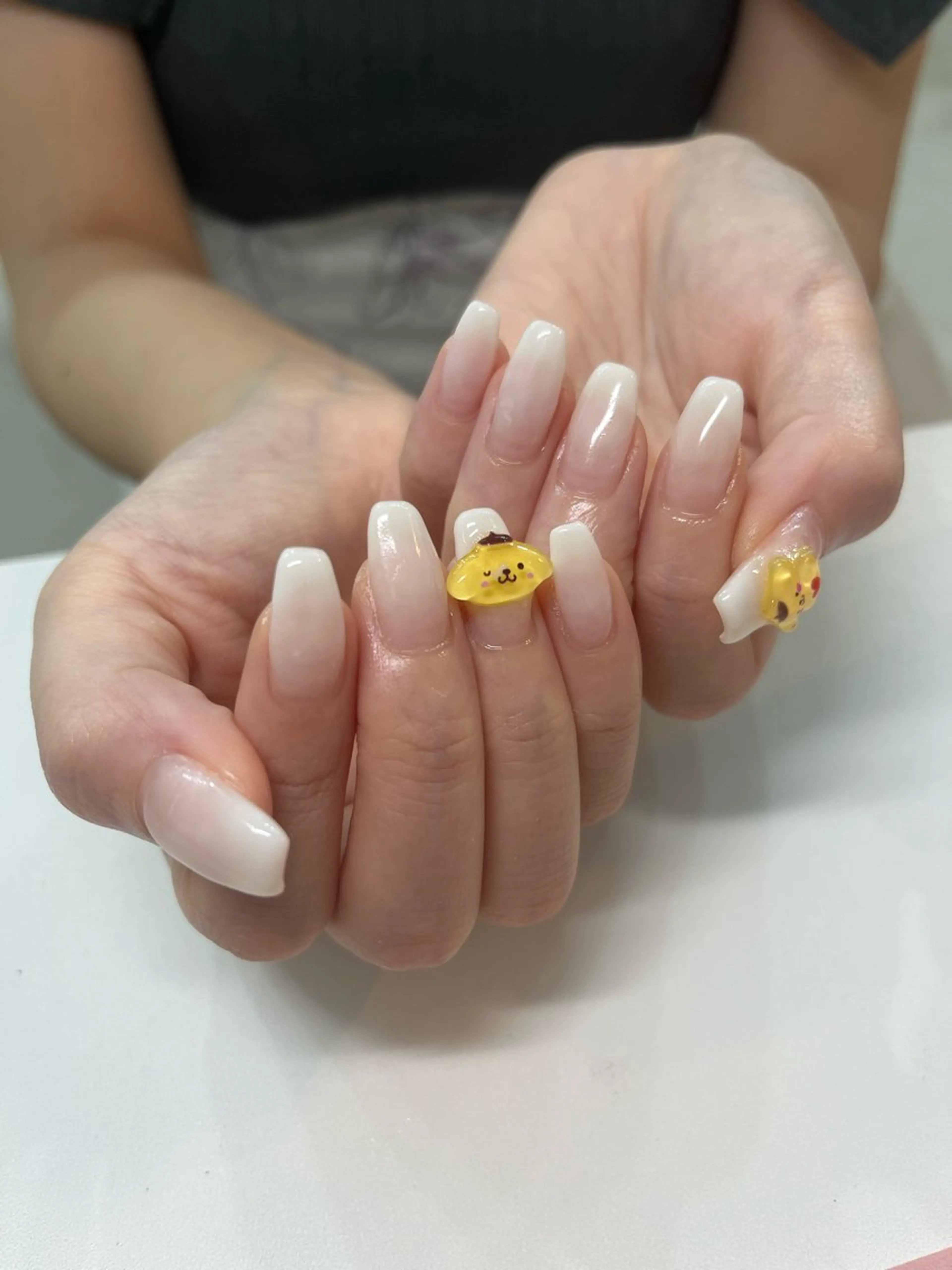 ネイル ハンドネイル THE BALM Noahのネイルデザイン