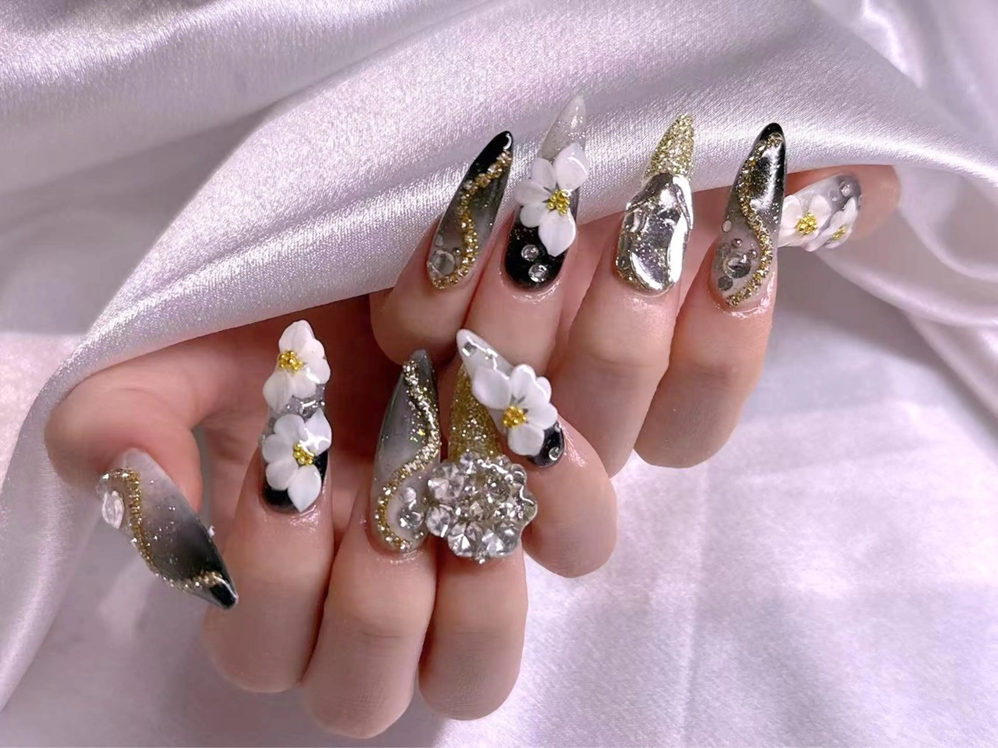 ネイル ハンドネイル リン リンのネイルデザイン