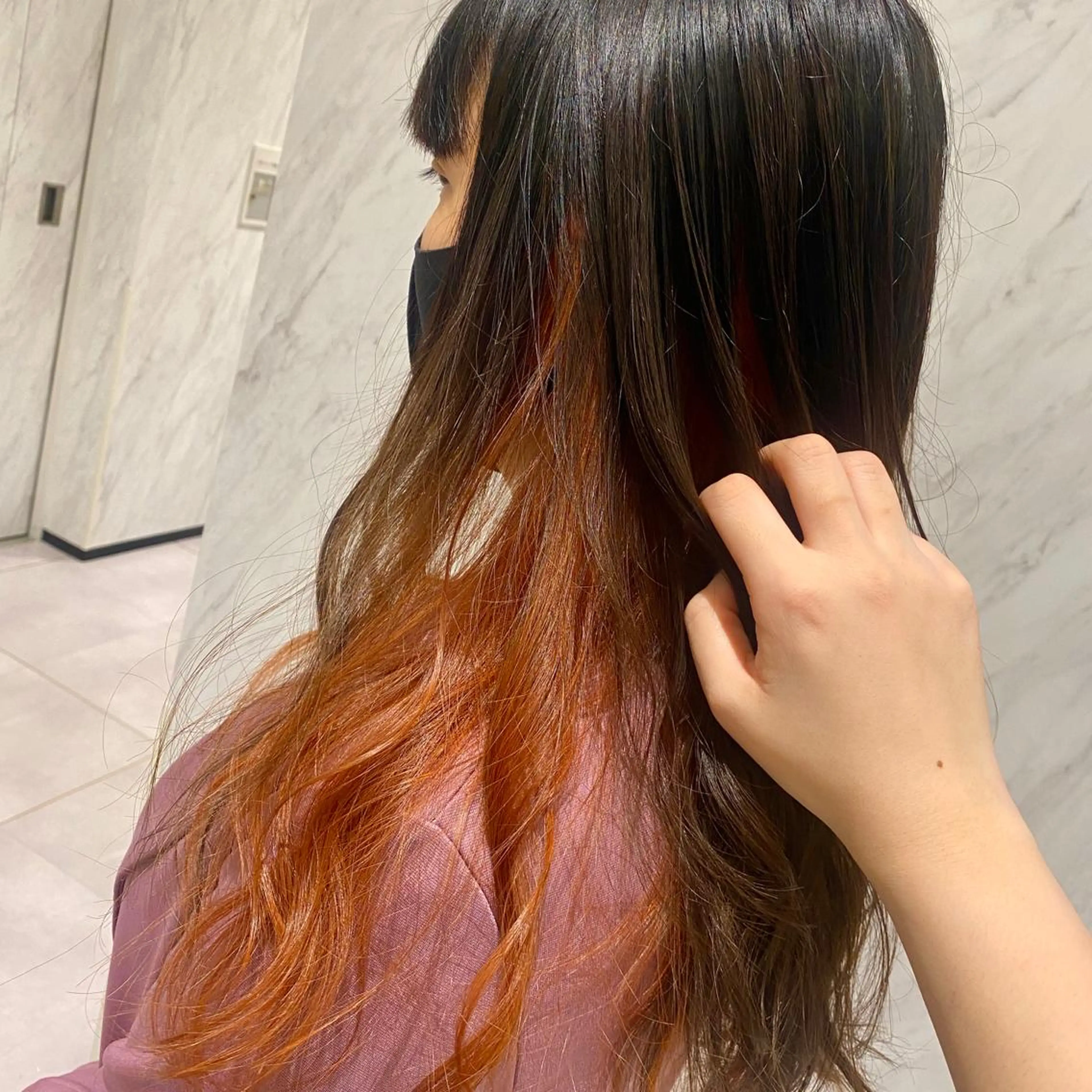 セミロング マンツーマン女性 美容師 奏のヘアスタイル